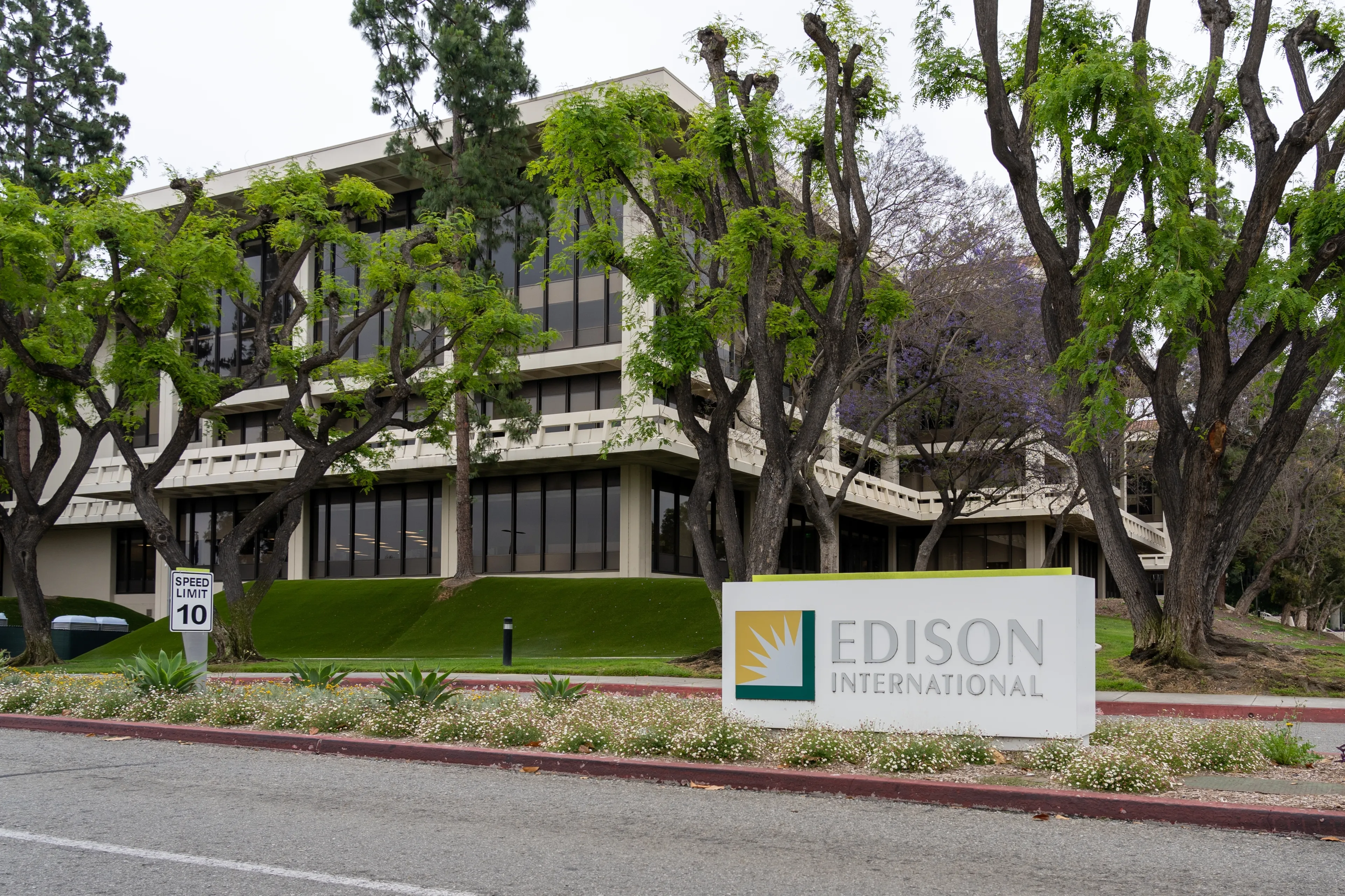 Rosemead, CA, USA - May 28, 2023: Edison International headquarters in Rosemead, CA, USA. Edison International is a public utility holding company.