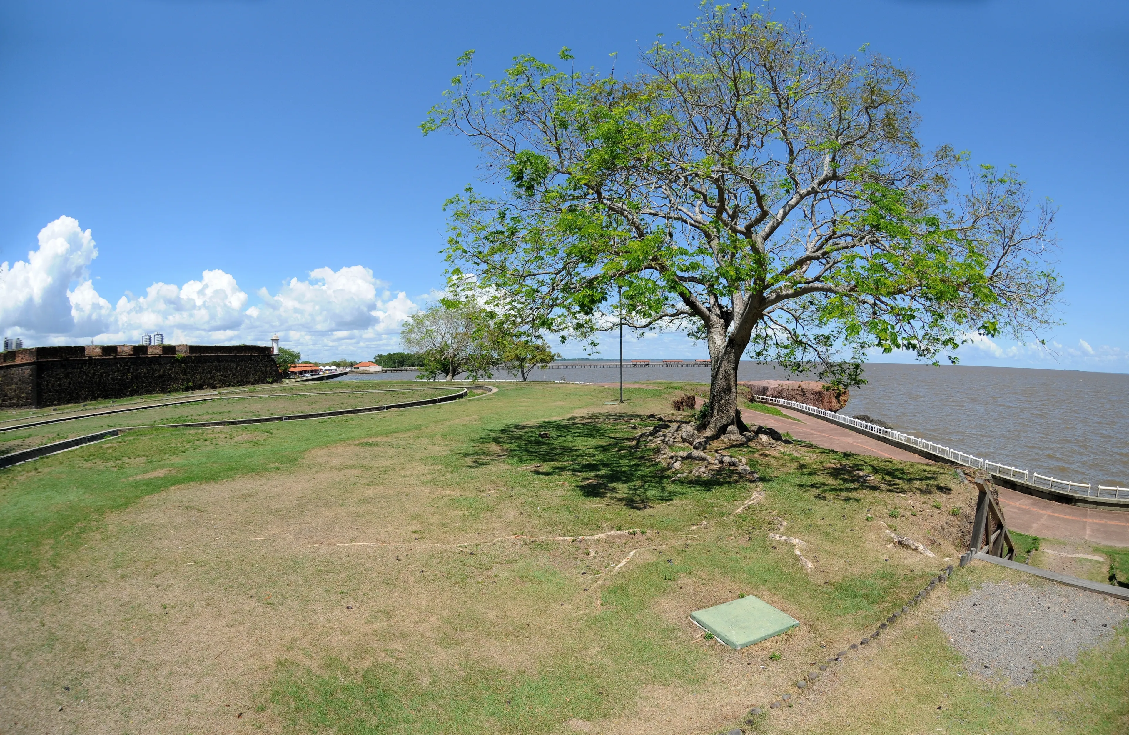 Amapá hotels. Best hotels in Amapá, Brazil 