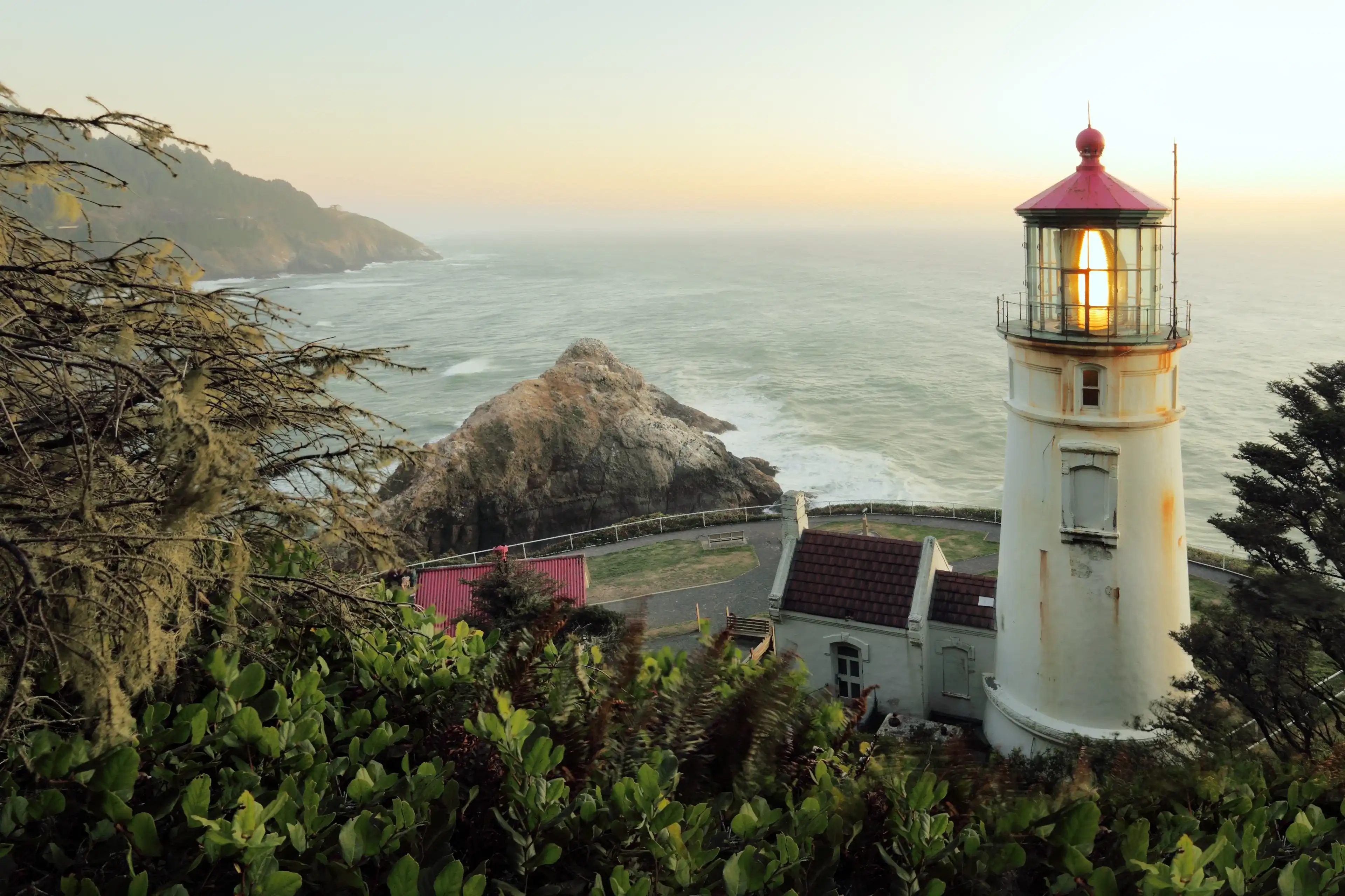 Heceta Head Light, built 1894, Florence, Oregon, USA Heceta Head Light, built 1894, Florence, Oregon, USA