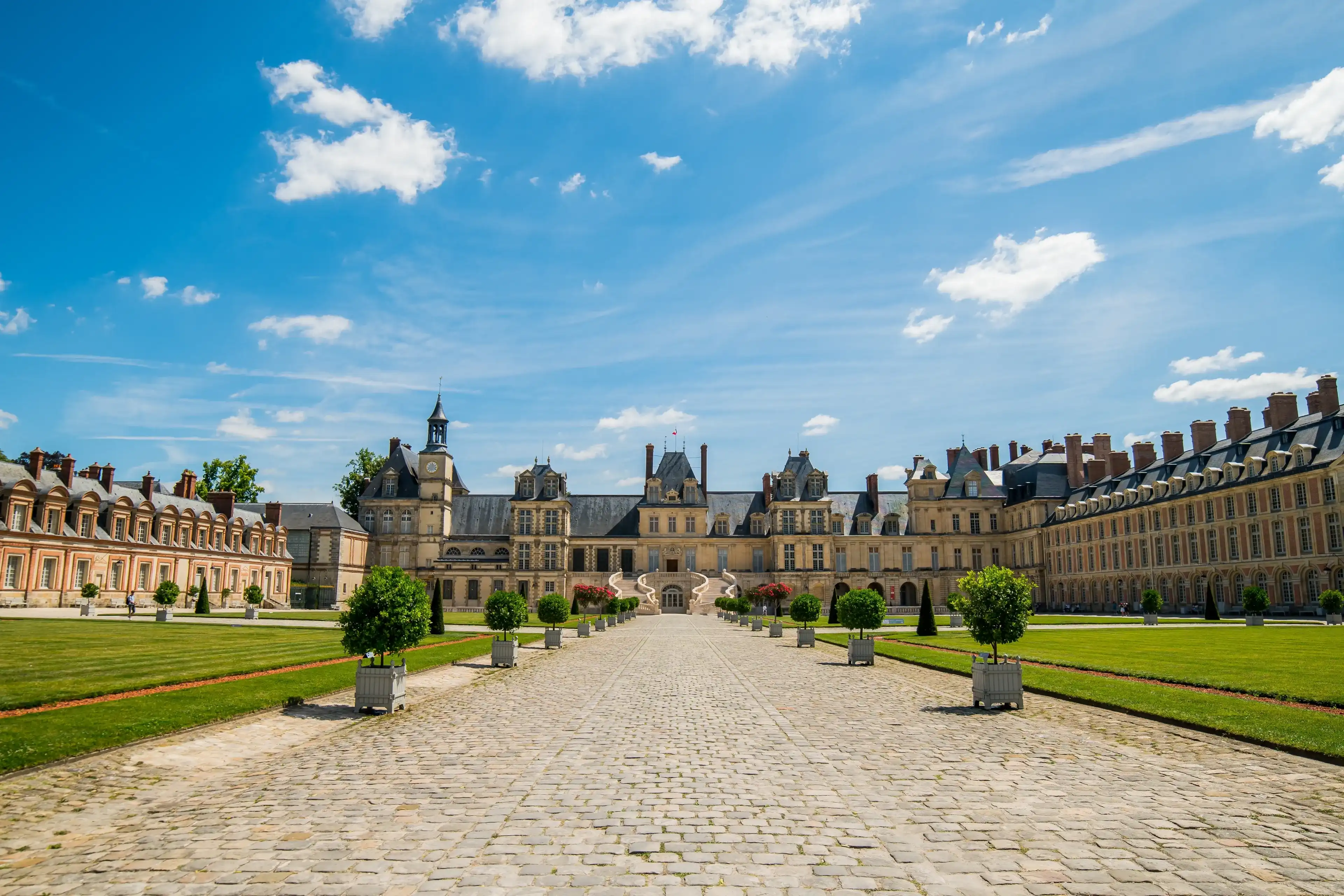 Best Fontainebleau hotels. Cheap hotels in Fontainebleau, France Best Fontainebleau hotels. Cheap hotels in Fontainebleau, France