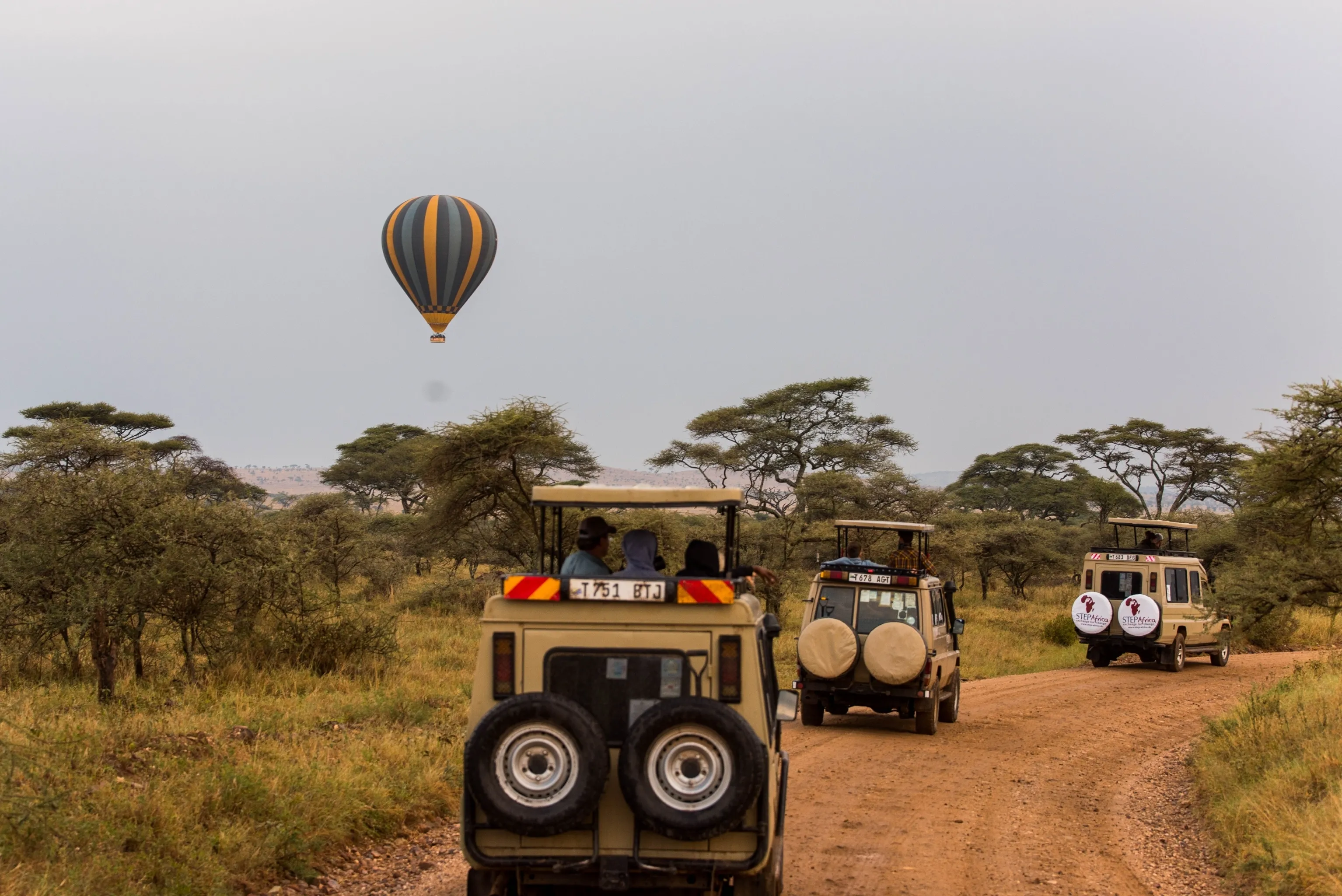 Miracle Experience Balloon safari Car