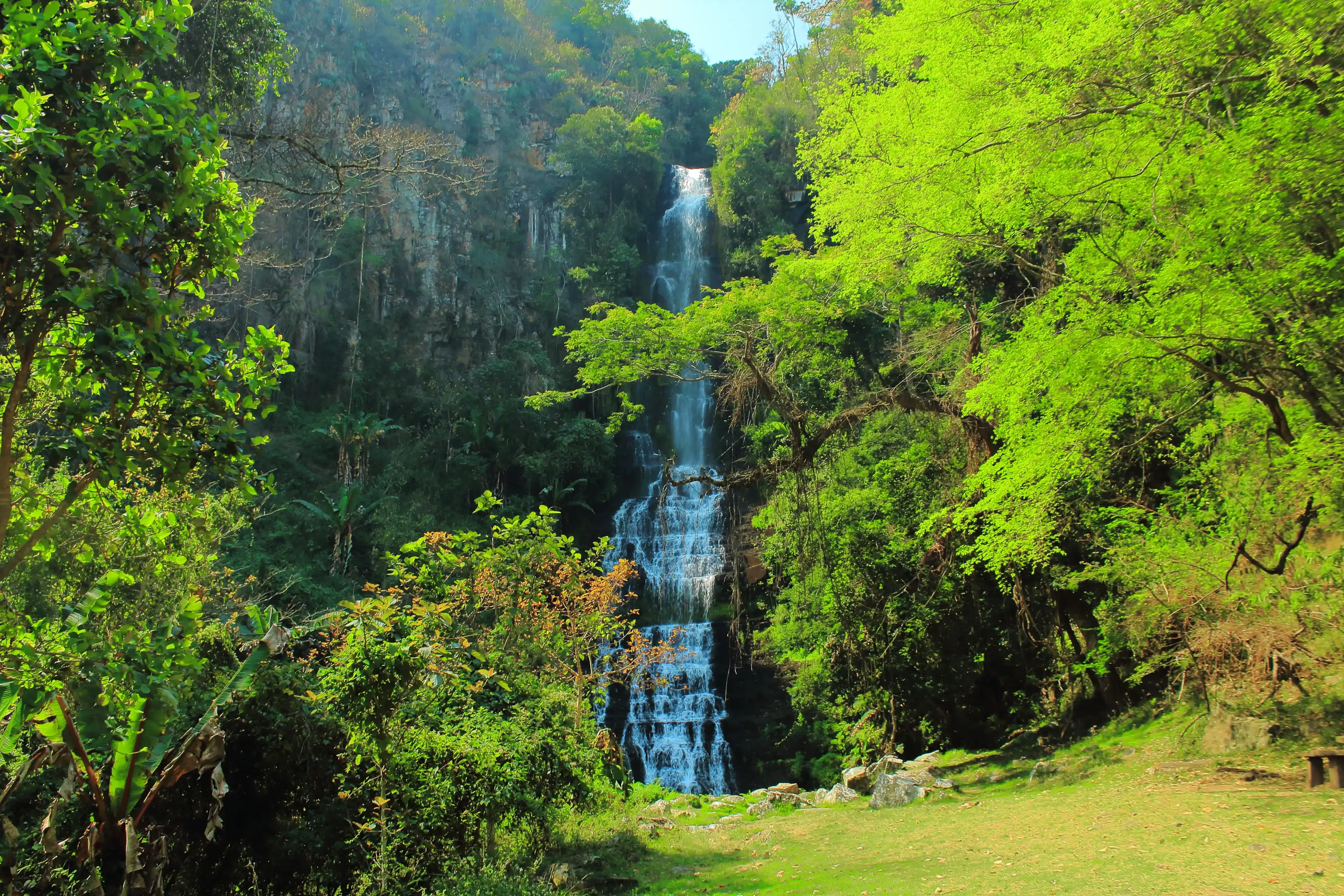 Waterfalls of Zimbabwe Waterfalls of Zimbabwe