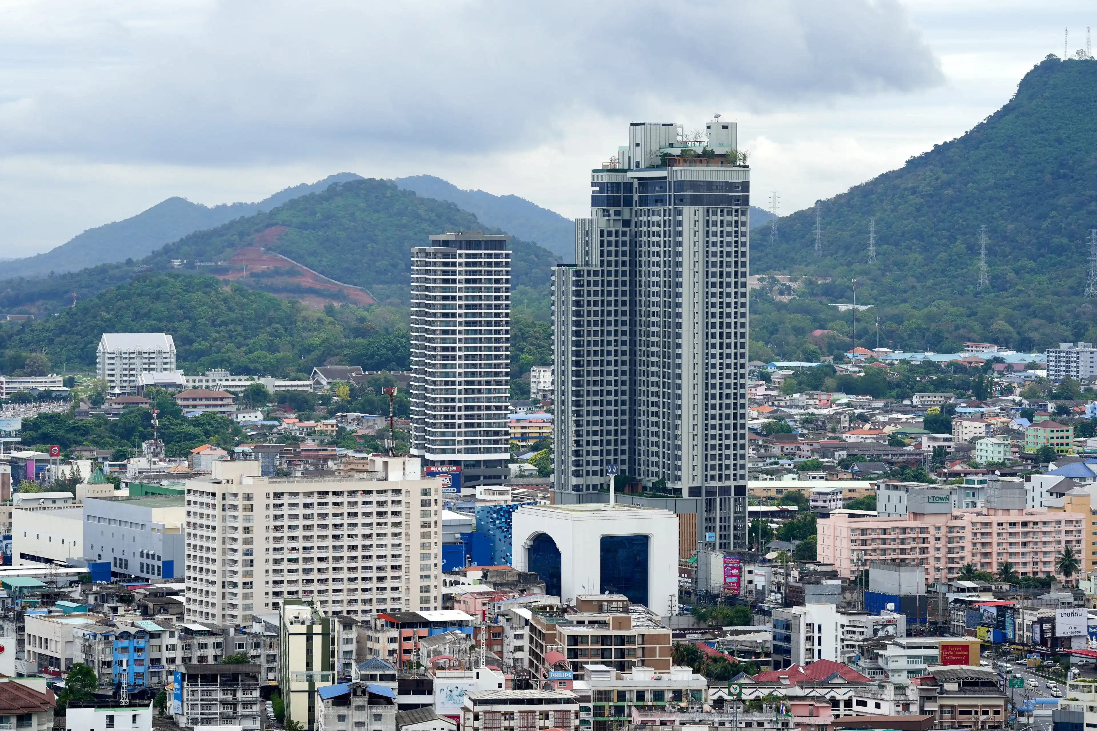 Best Si Racha hotels. Cheap hotels in Si Racha, Thailand Best Si Racha hotels. Cheap hotels in Si Racha, Thailand