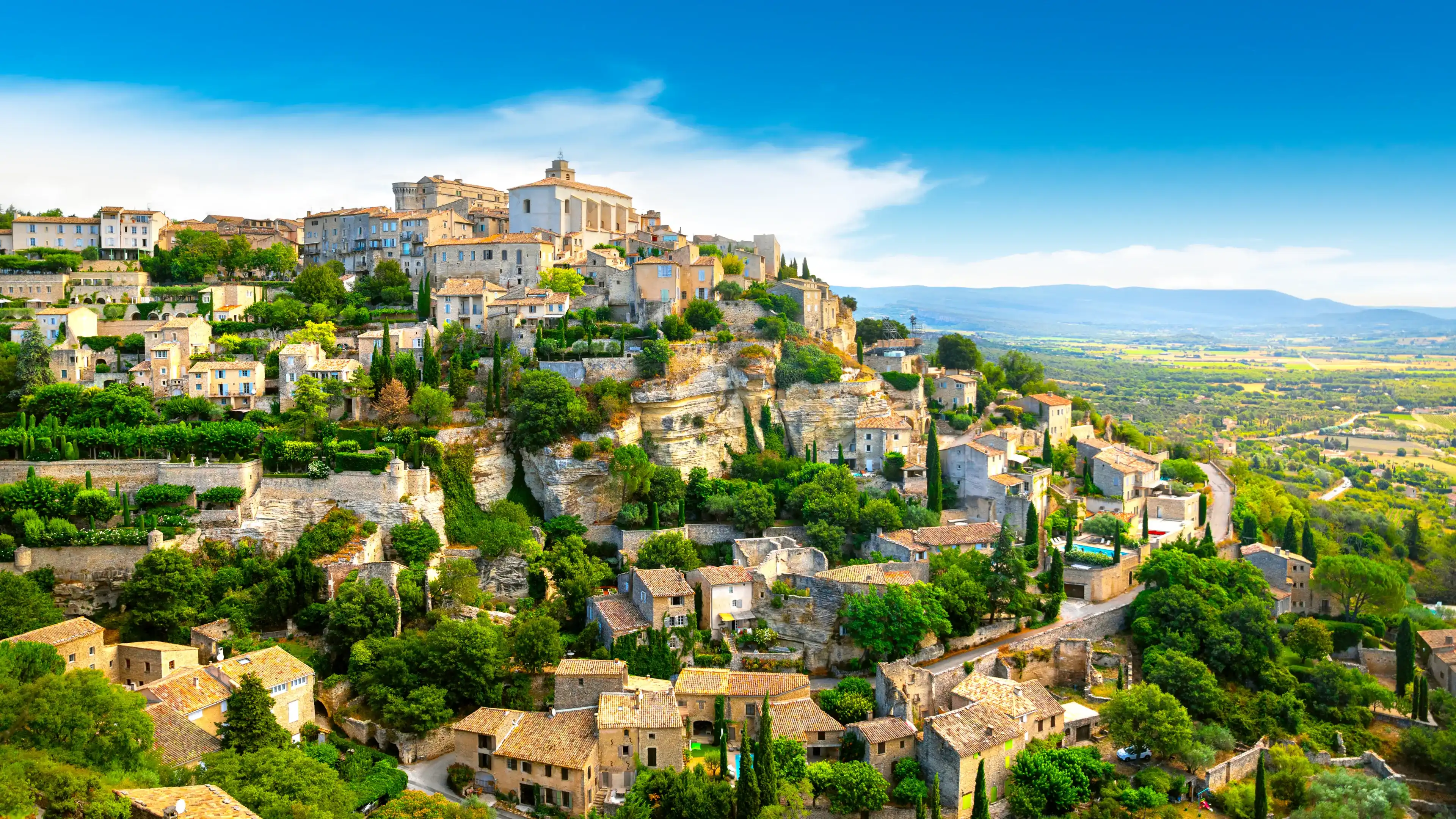 Panoramic view of Gordes, Provence, France Panoramic view of Gordes, Provence, France