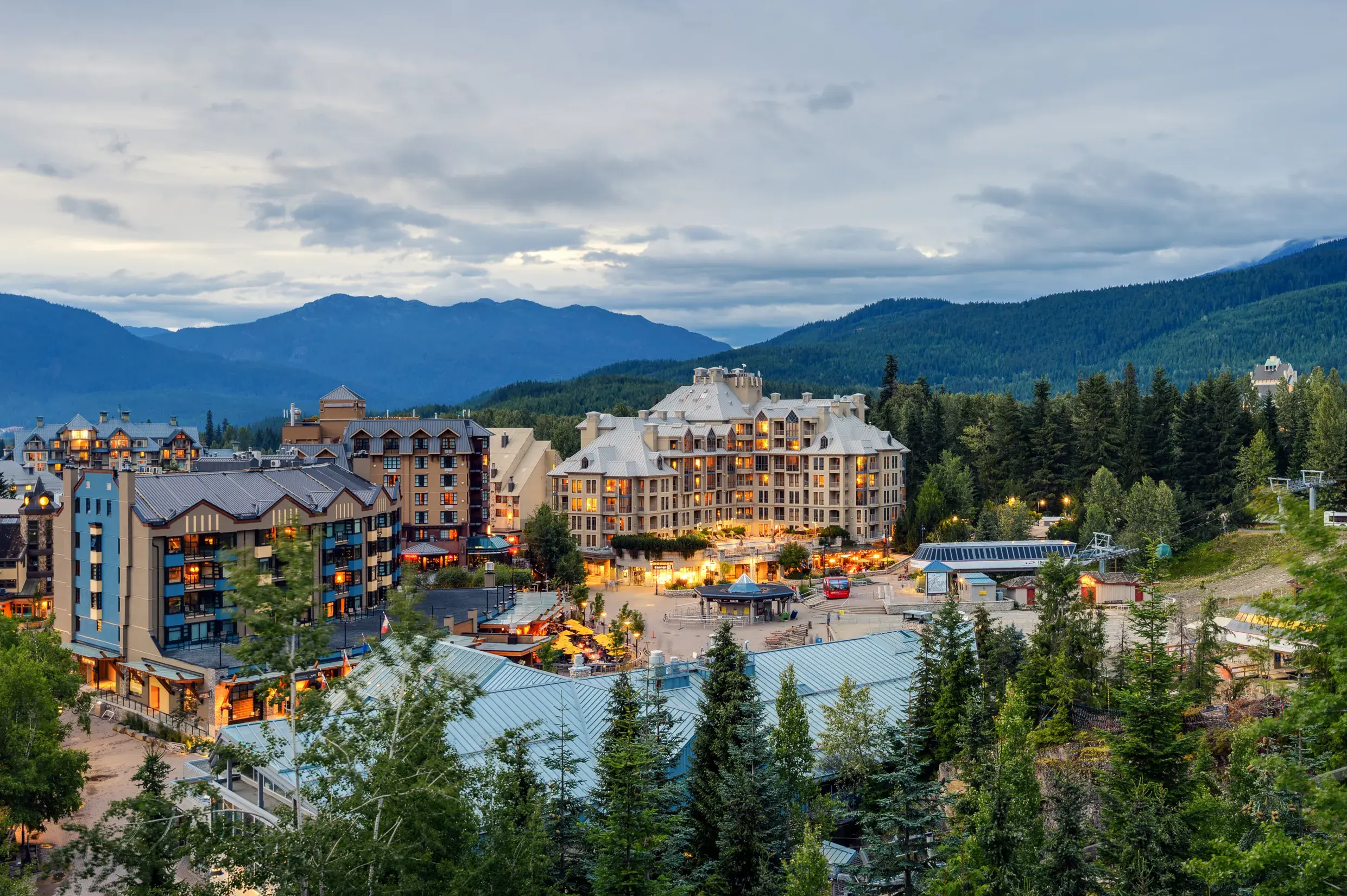 Best Whistler hotels. Cheap hotels in Whistler, British Columbia, Canada Best Whistler hotels. Cheap hotels in Whistler, British Columbia, Canada