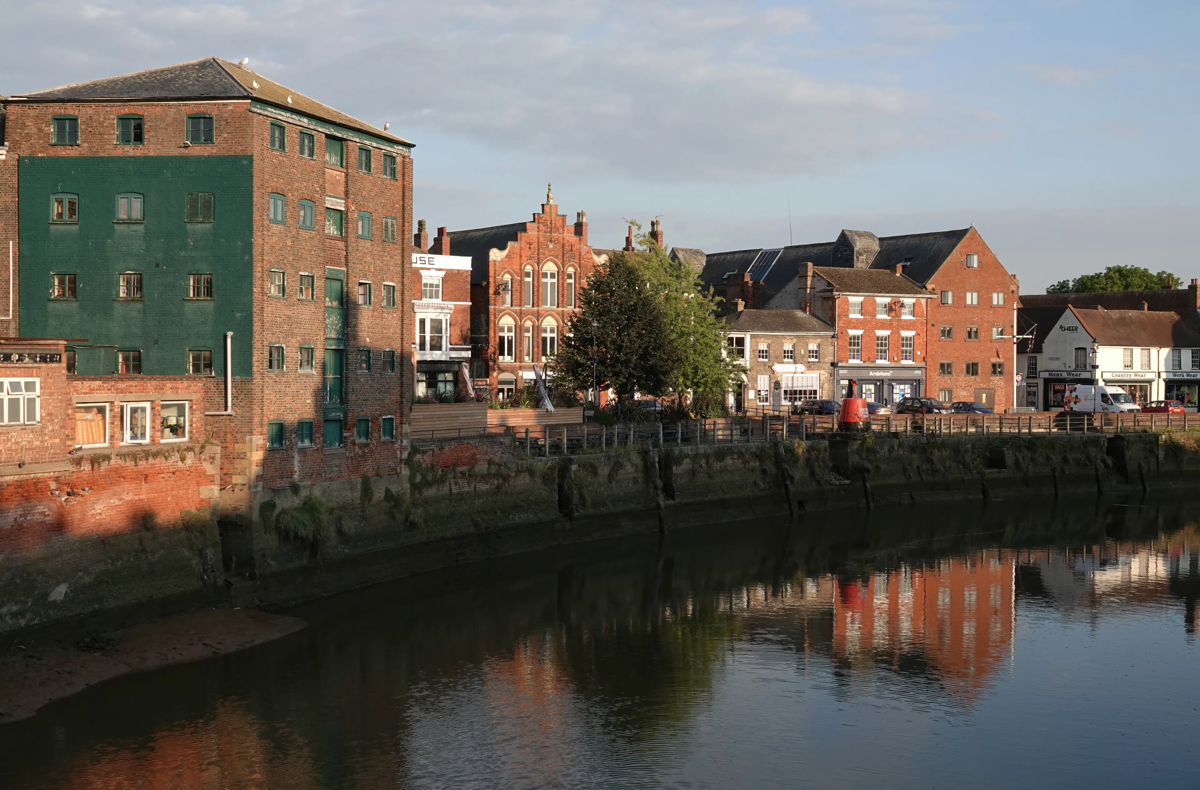 Best Boston hotels. Cheap hotels in Boston, United Kingdom