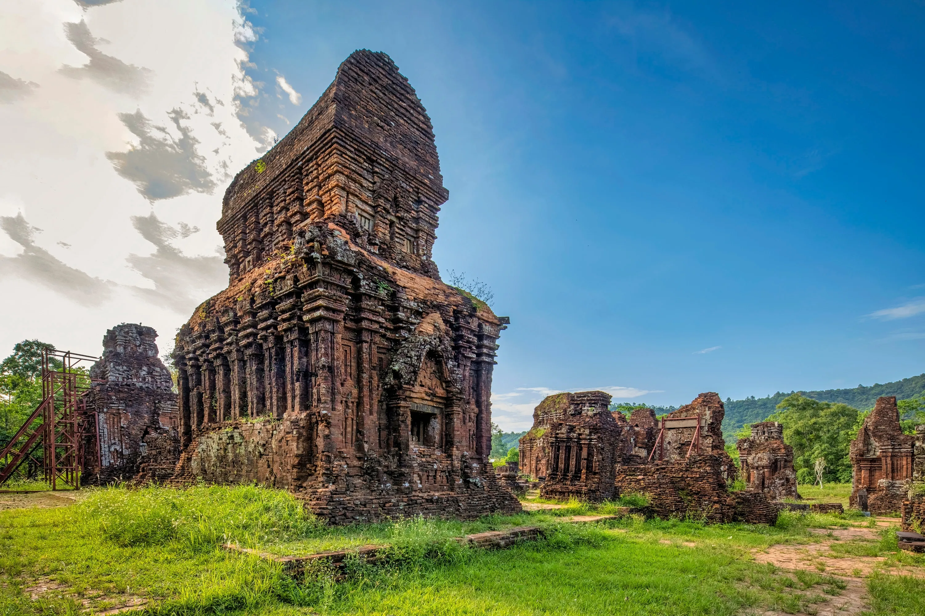 MY SON SANCTUARY IS A LARGE COMPLEX OF RELIGIOUS RELICS COMPRISES CHAM ARCHITECTURAL WORKS. A UNESCO WORLD HERITAGE SITE IN QUANG NAM, VIETNAM. LOCATED ABOUT 30 KM WEST OF HOI AN ANCIENT TOWN.