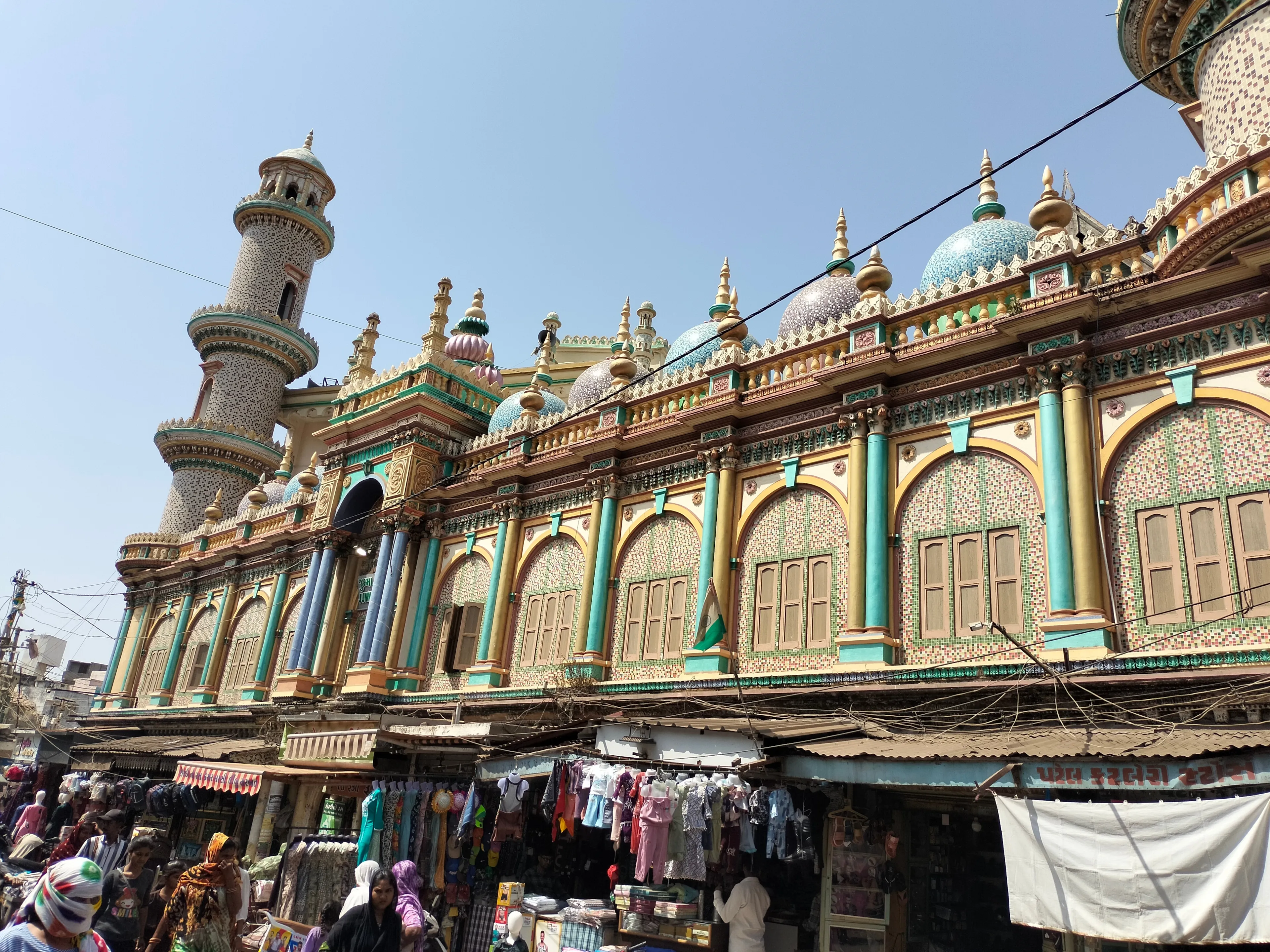 Date: March 2,2025, Location: Jamnagar,india; Pic of Islamic mosque of jamnagar called Jumma Masjid.