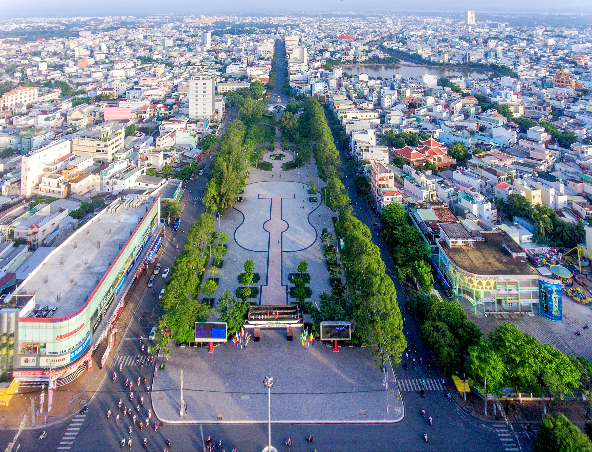 Luu Huu Phuoc park, City aerial panoramic view of Can Tho, Vietnam