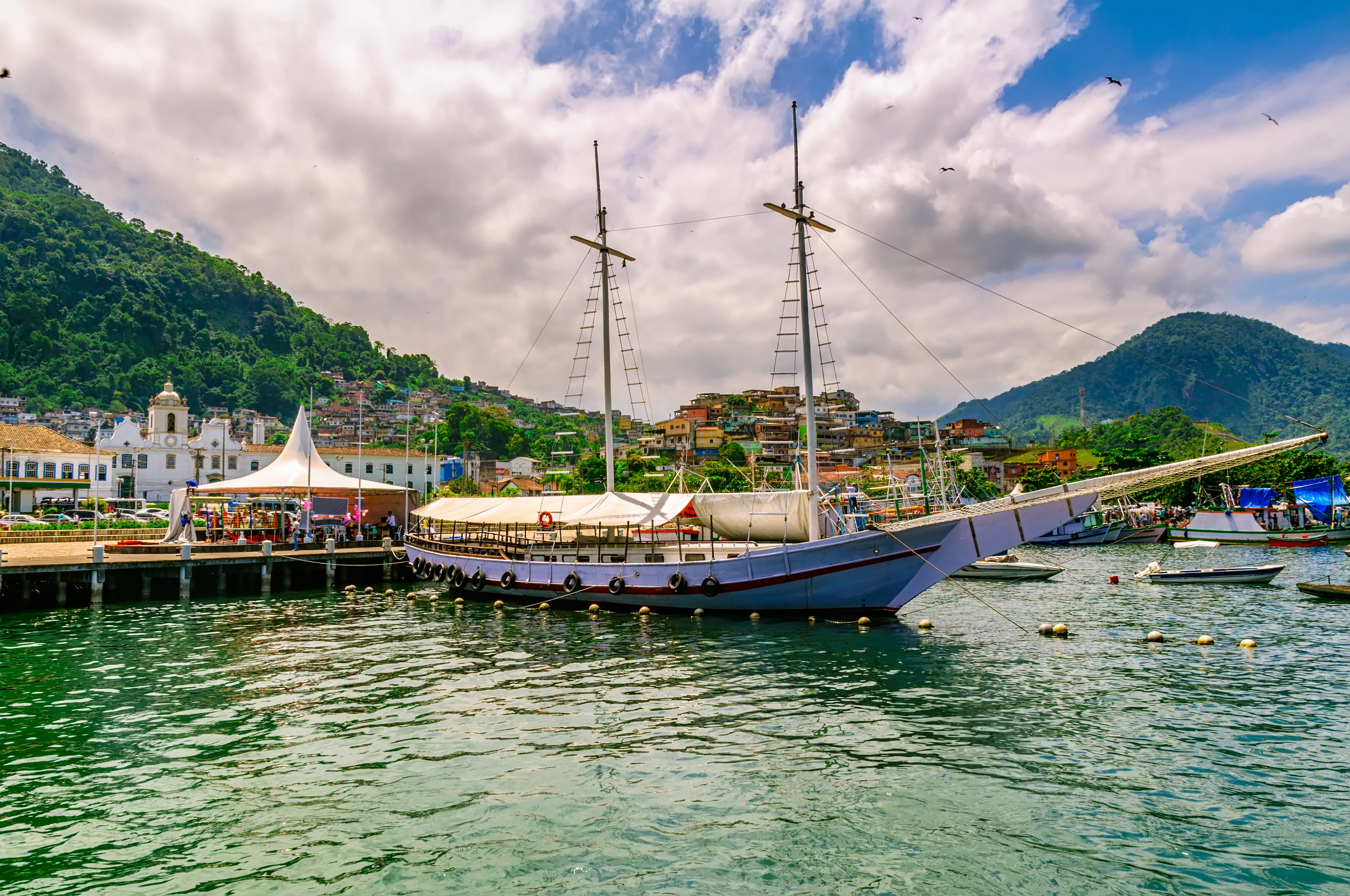 Best Angra dos Reis hotels. Cheap hotels in Angra dos Reis, Brazil