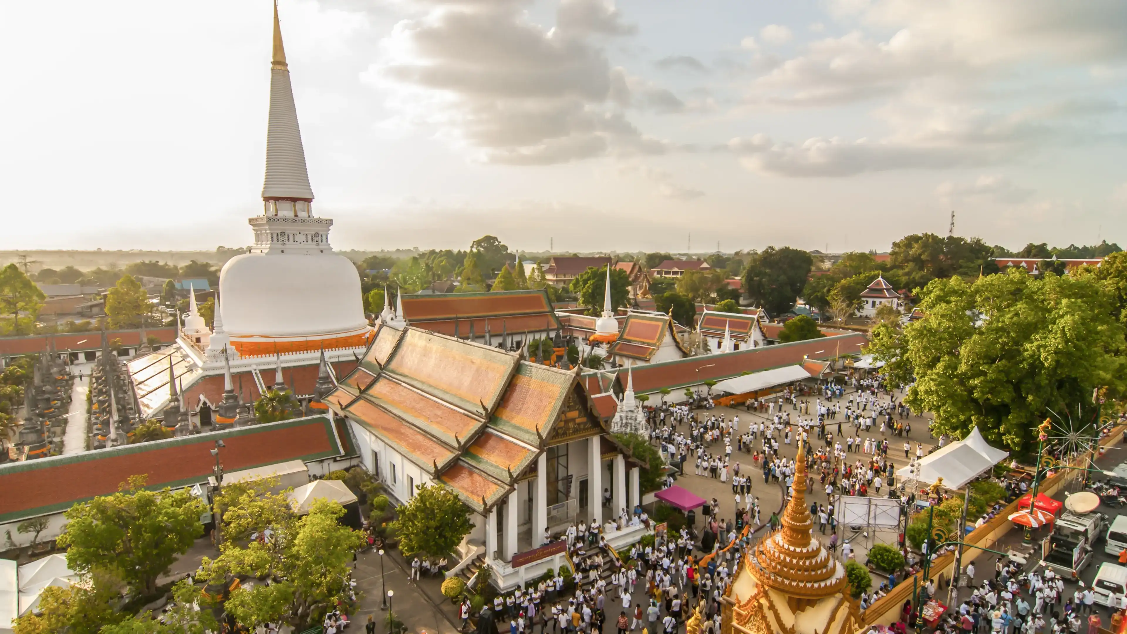 Hae Pha Khuen That Festival is celebrated at Phra Borom That Chedi at Wat Phra Mahathat Woramahawihan in NAKHON SI THAMMARAT, THAILAND Hae Pha Khuen That Festival is celebrated at Phra Borom That Chedi at Wat Phra Mahathat Woramahawihan in NAKHON SI THAMMARAT, THAILAND