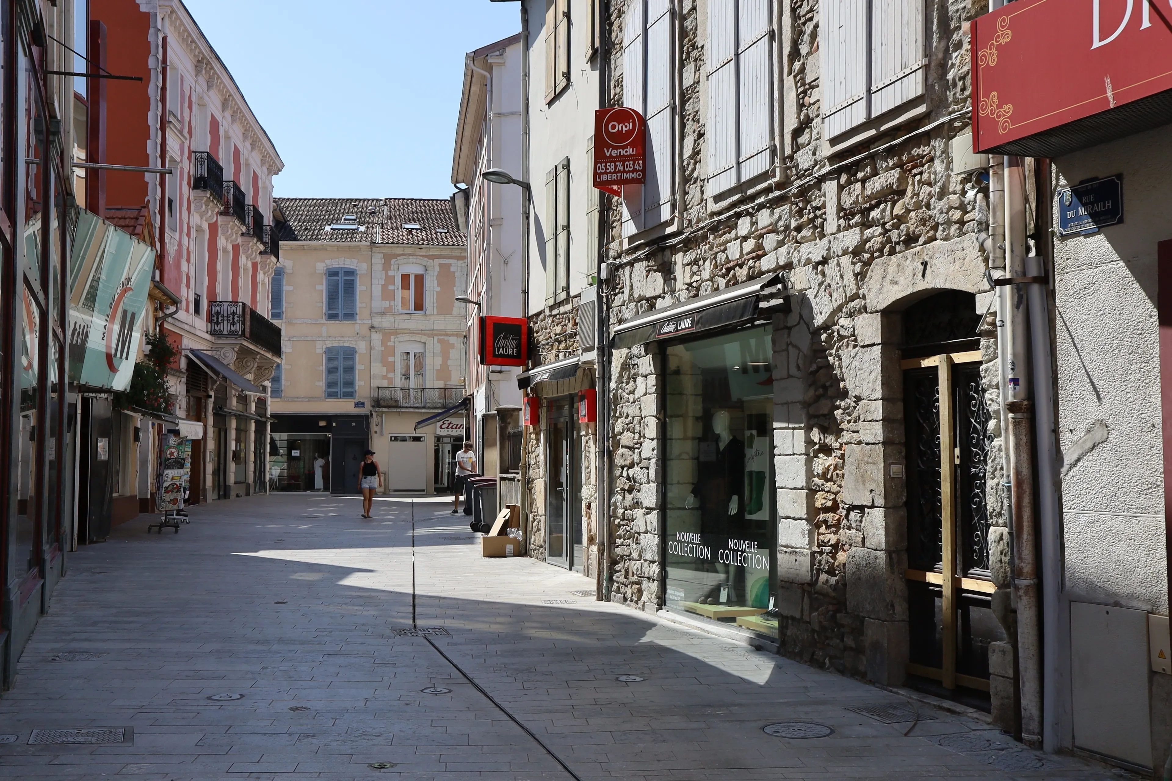Dax, France - 08 22 2023 : Typical pedestrian street, town of Dax, Landes department, France