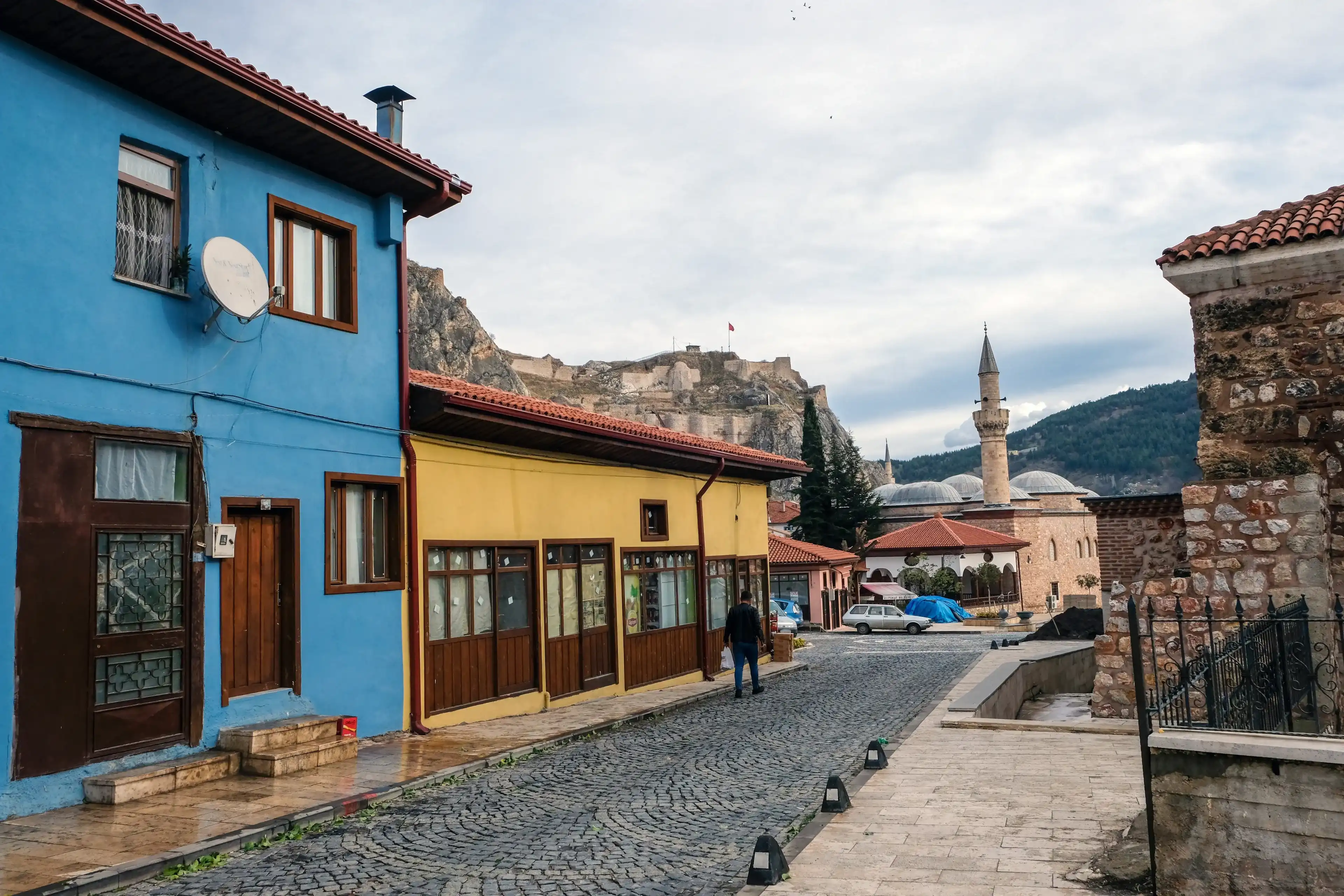 Tokat Castle, is an ancient citadel with 28 towers built on top of a rocky peak in the center of Tokat, Turkey. visit date 23 December 2023. Tokat Castle, is an ancient citadel with 28 towers built on top of a rocky peak in the center of Tokat, Turkey. visit date 23 December 2023.