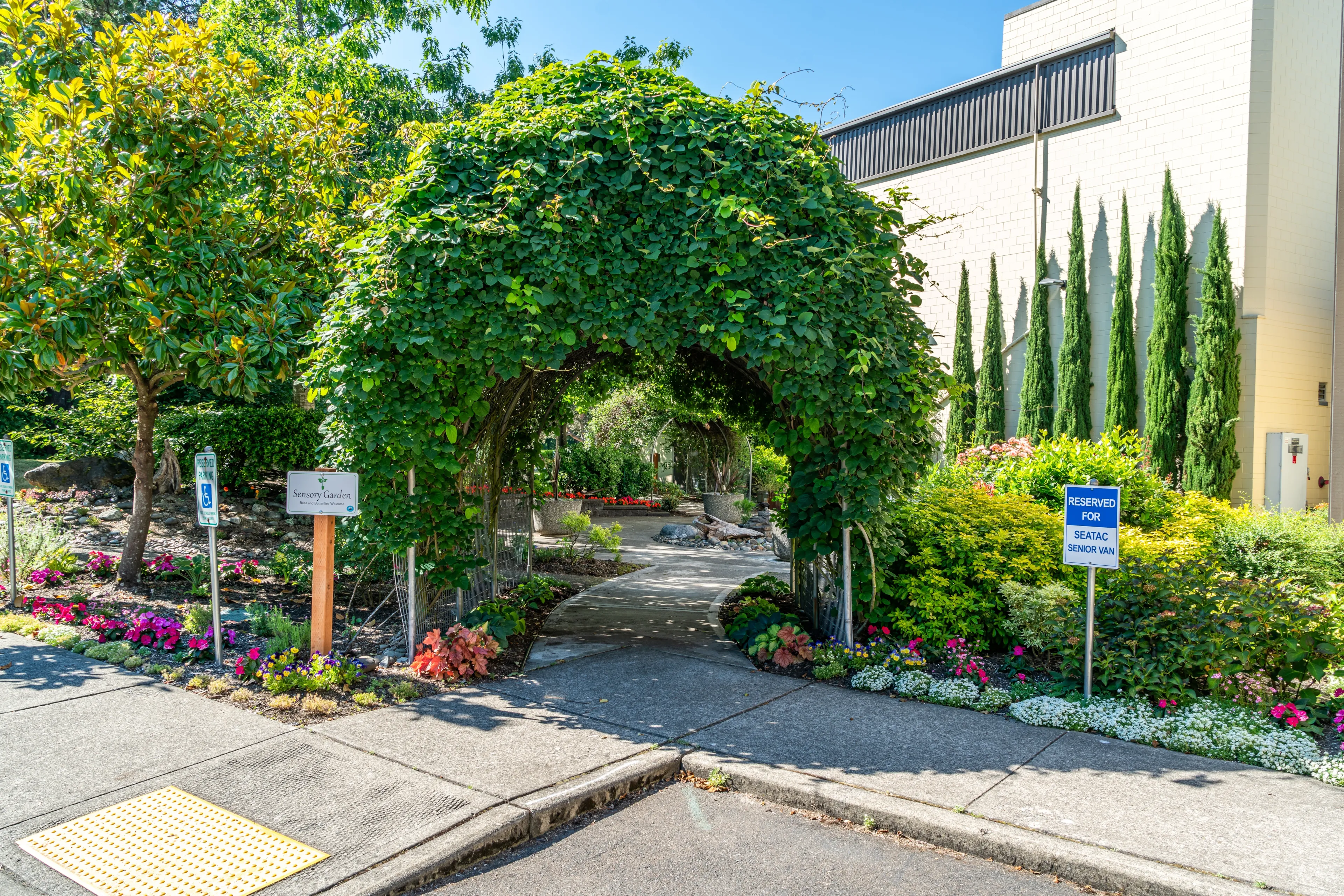 Best SeaTac hotels. Cheap hotels in SeaTac, Washington, United States