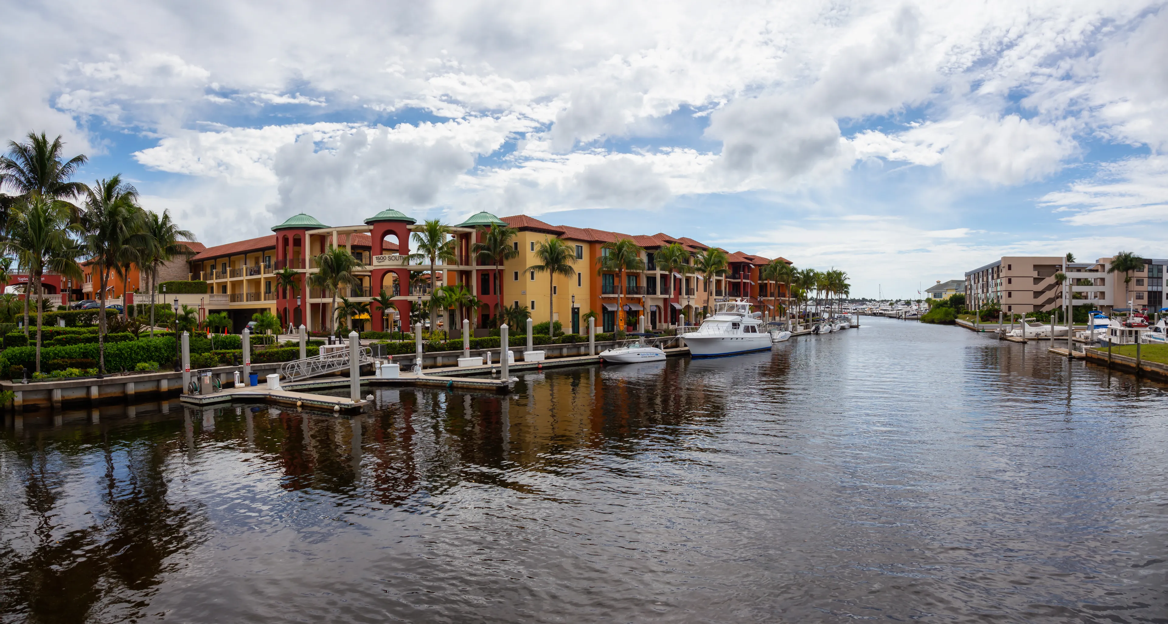 Best East Naples hotels. Cheap hotels in East Naples, Florida, United States