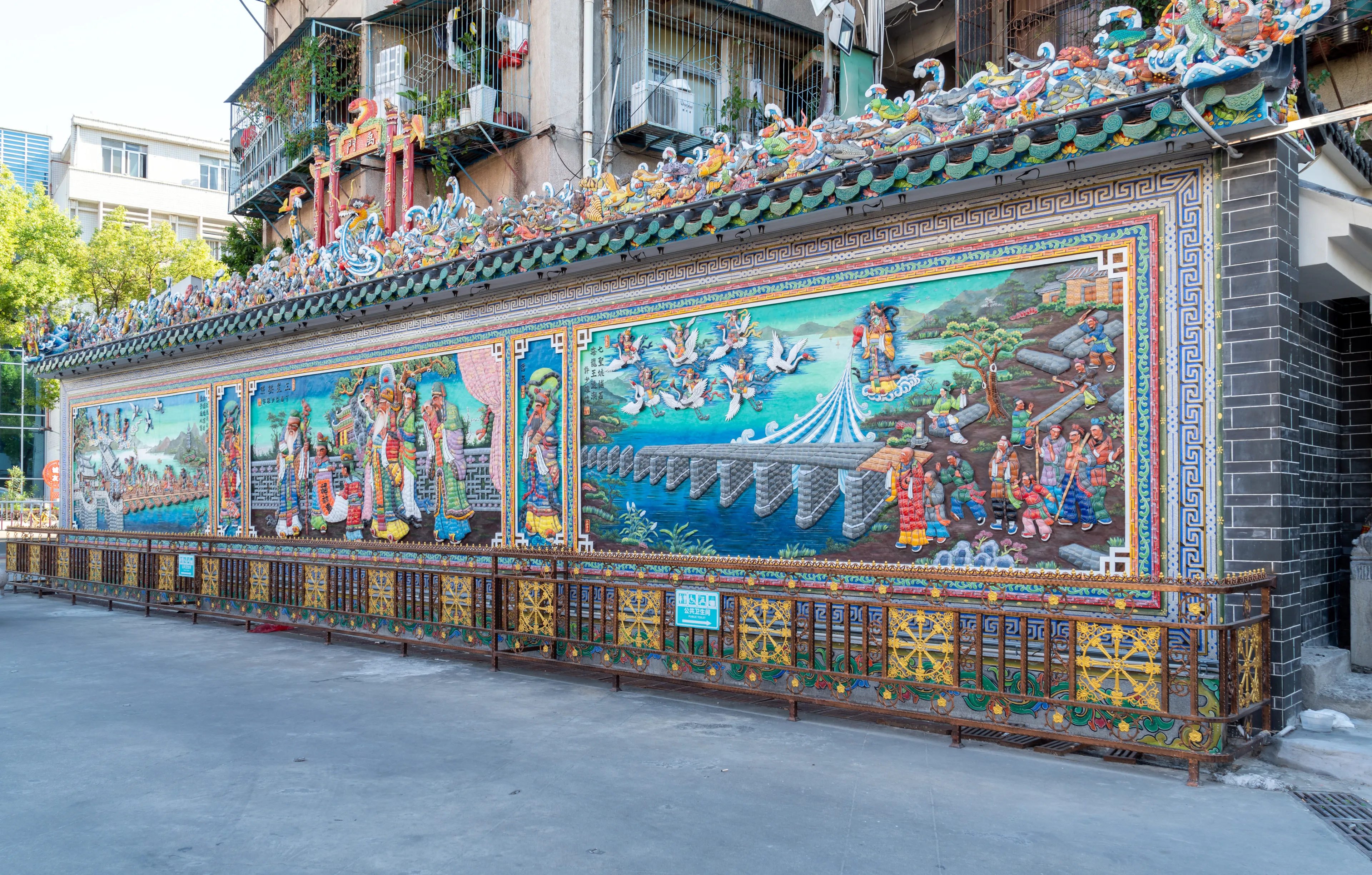 Shantou,CHINA-OCTOBER 26,2020: Dafeng Ancient Temple was built in the Guangxu period of the Qing Dynasty in Shantou, Guangdong.