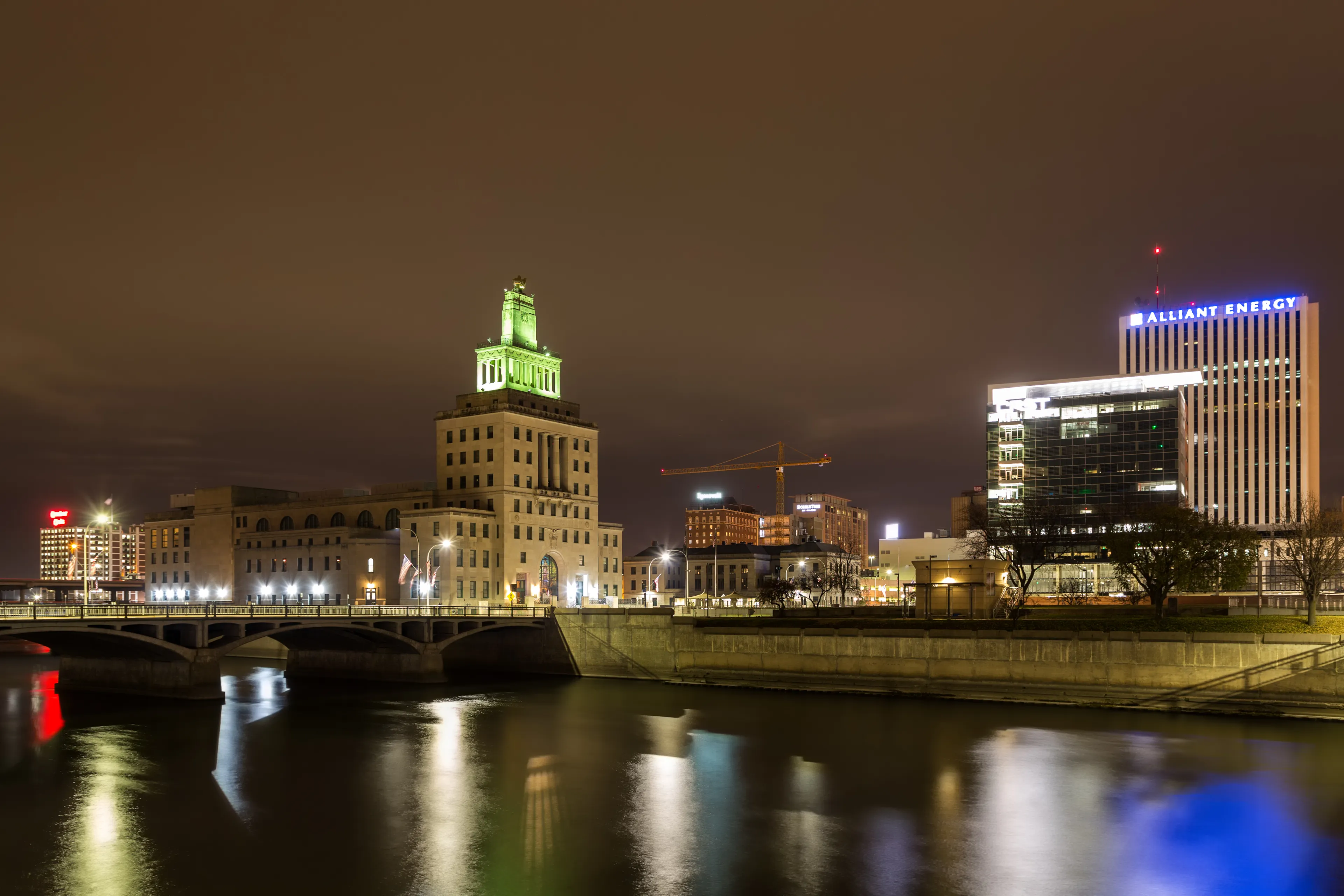 Best Cedar Rapids hotels. Cheap hotels in Cedar Rapids, Iowa, United States