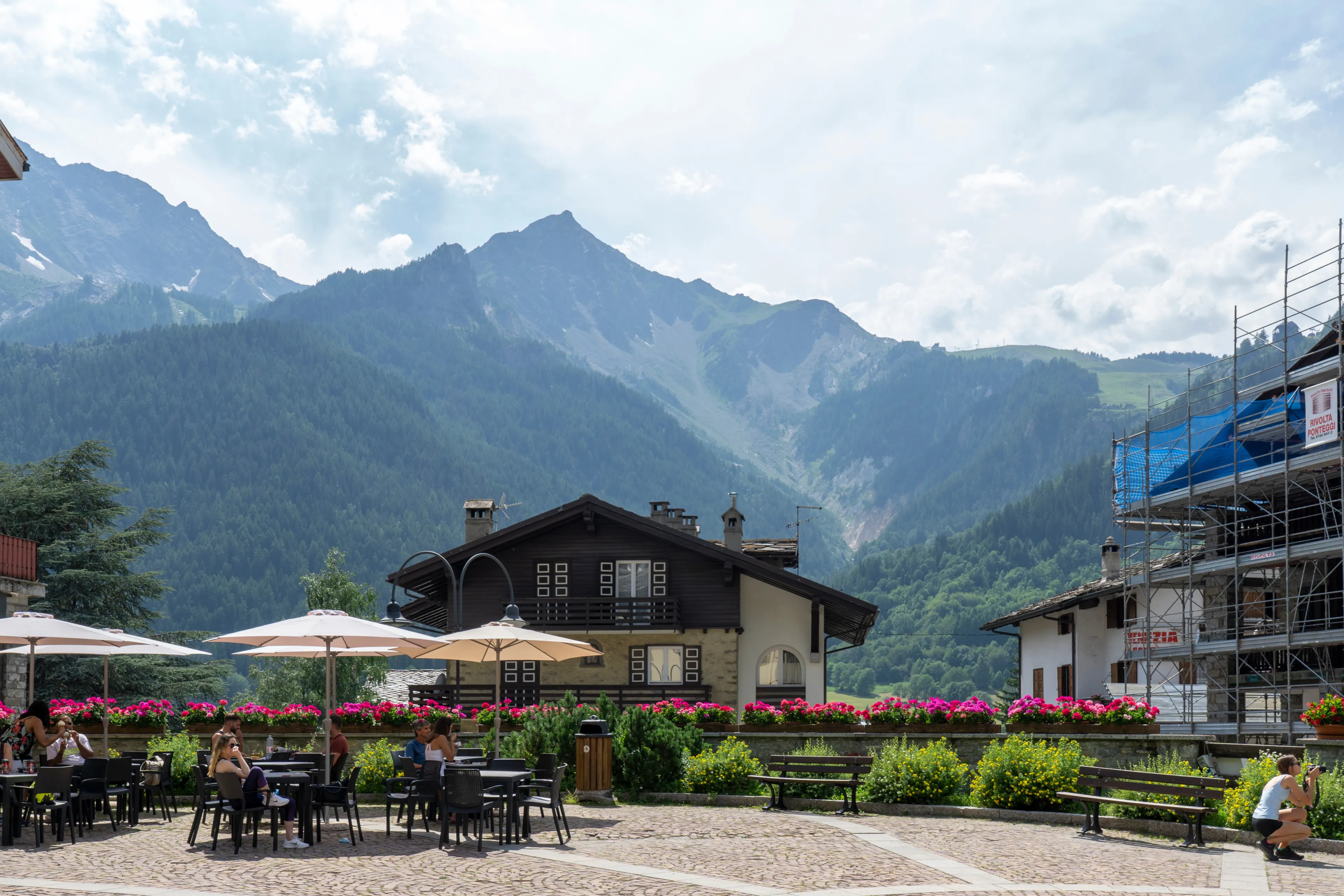 Best Courmayeur hotels. Cheap hotels in Courmayeur, Italy