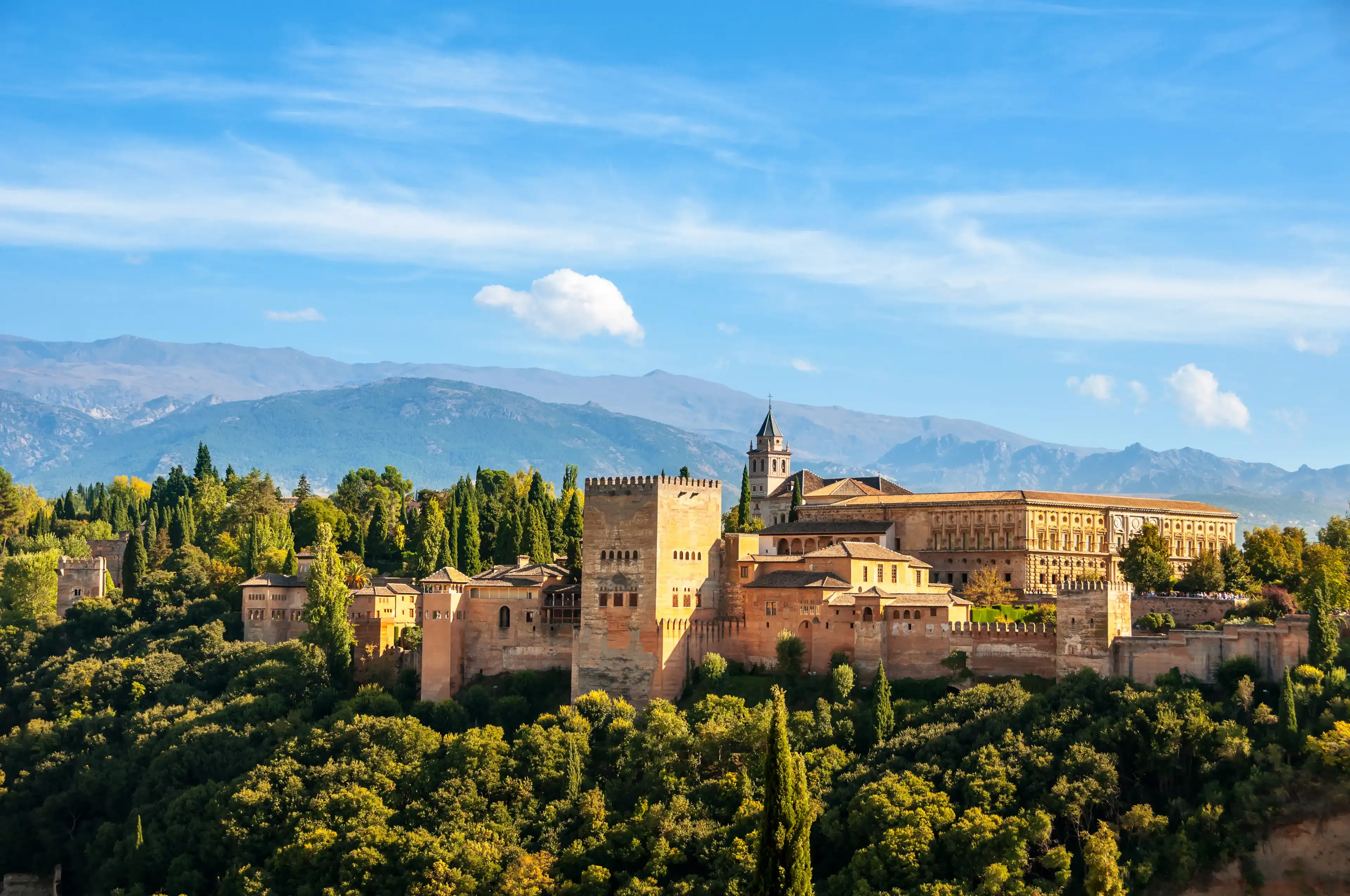 Best Granada hotels. Cheap hotels in Granada, Spain Best Granada hotels. Cheap hotels in Granada, Spain