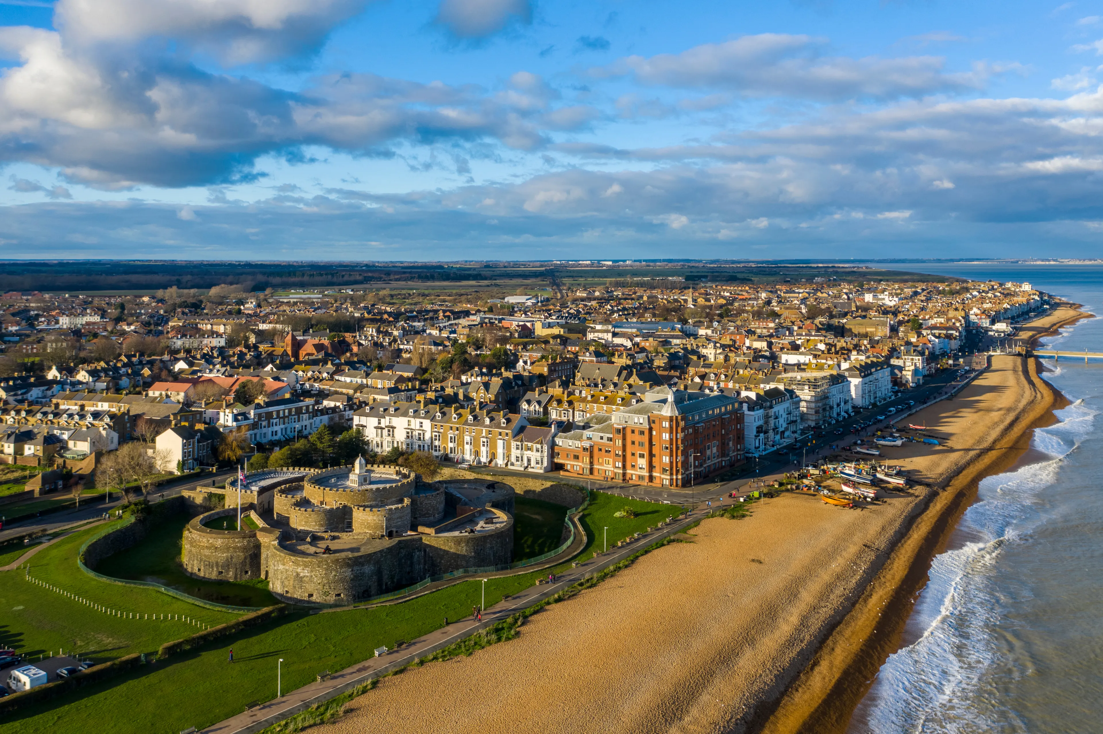 Best Deal hotels. Cheap hotels in Deal, United Kingdom