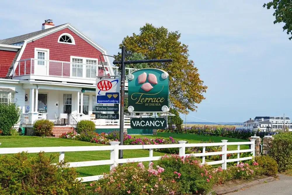 OGUNQUIT, ME -10 OCT 2020- View of the town of Ogunquit, Maine, a resort town located on the Southern Coast of Maine, United States. OGUNQUIT, ME -10 OCT 2020- View of the town of Ogunquit, Maine, a resort town located on the Southern Coast of Maine, United States.