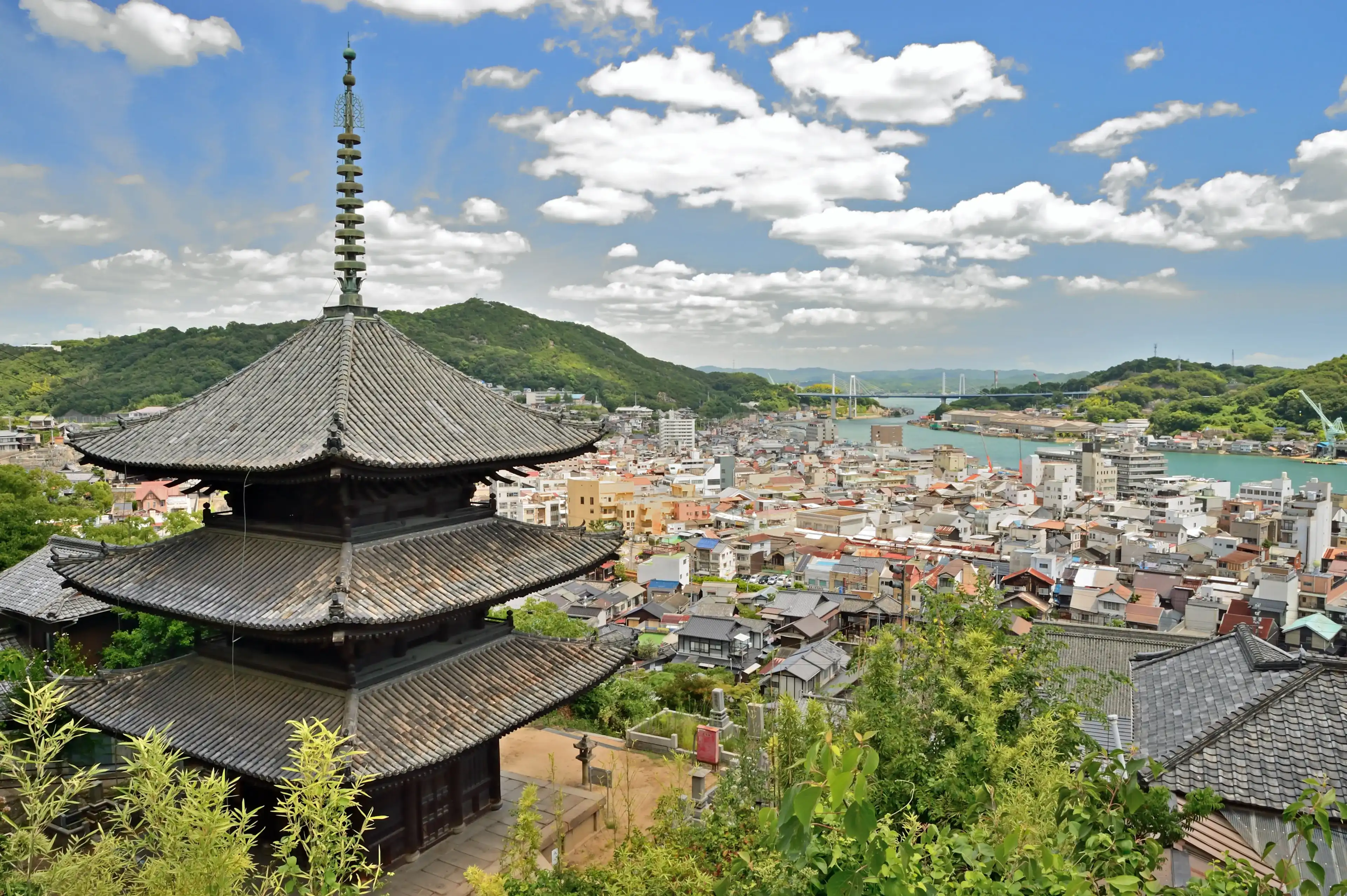 Onomichi, Hiroshima prefecture, Japan: View of Onomichi town from Tennei-ji temple Onomichi, Hiroshima prefecture, Japan: View of Onomichi town from Tennei-ji temple