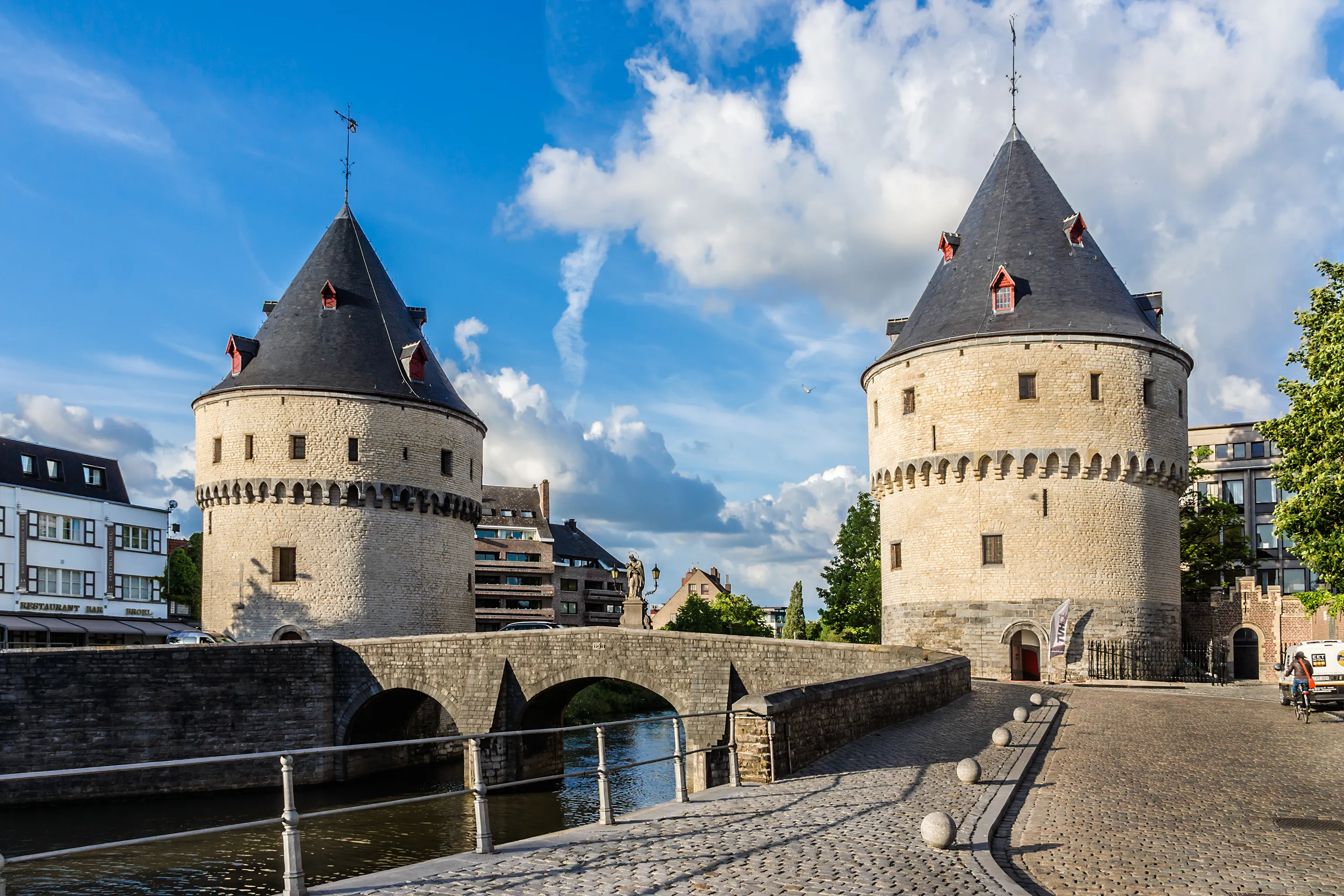 Best Kortrijk hotels. Cheap hotels in Kortrijk, Belgium