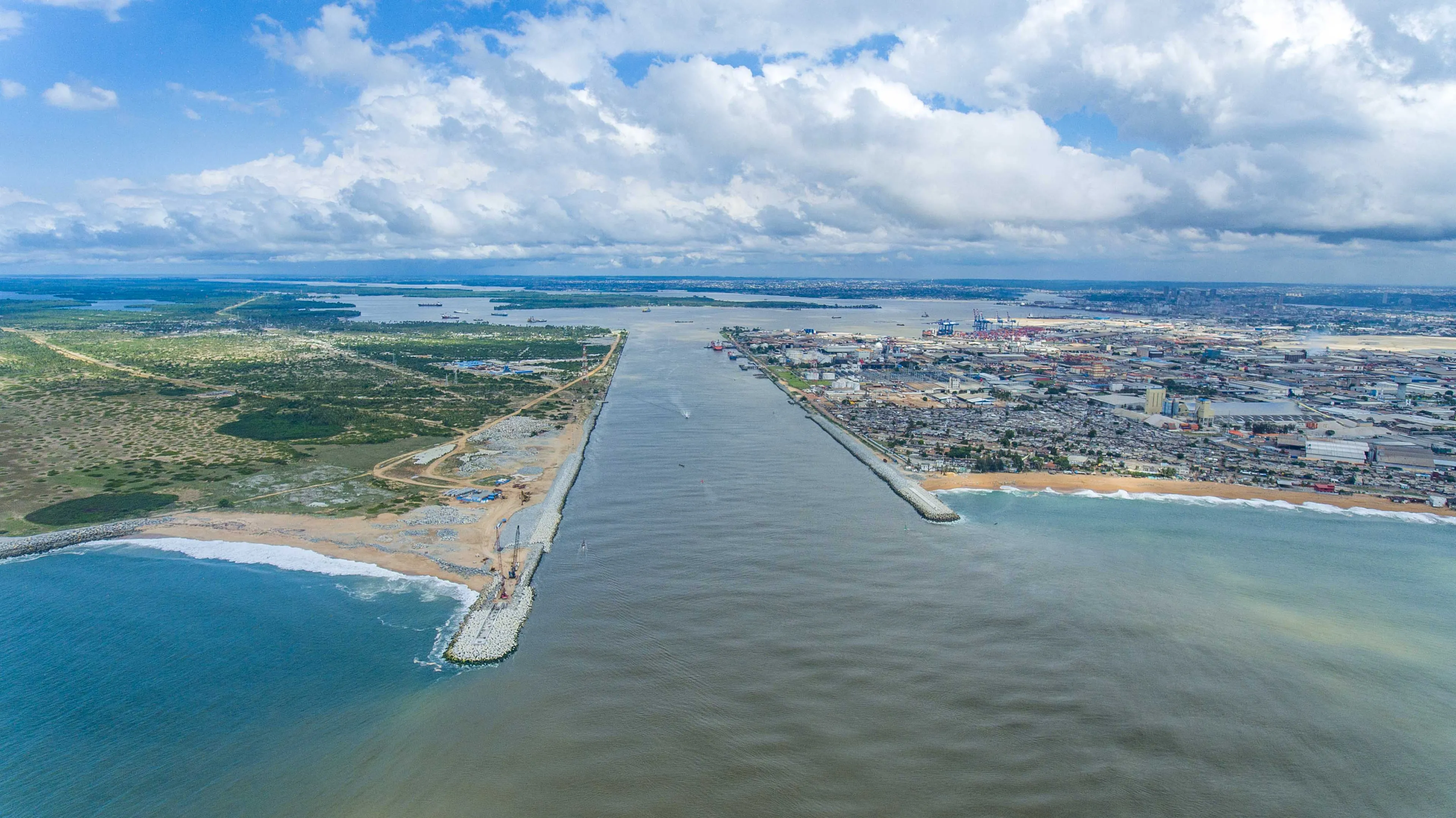 The Vridi Canal, in Abidjan in Côte d'Ivoire, for navigation, the Autonomous Port of Abidjan