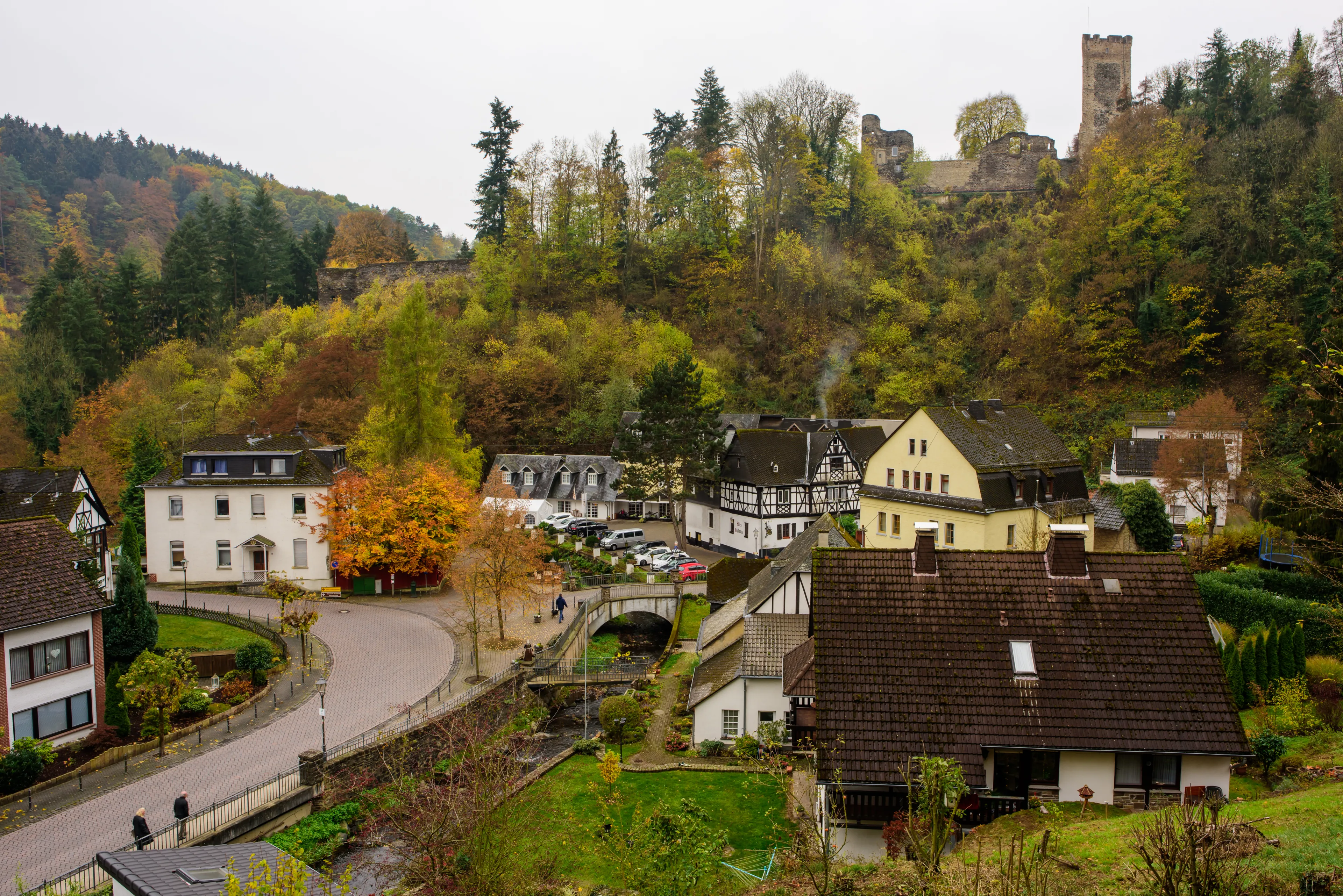 Best Höhr-Grenzhausen hotels. Cheap hotels in Höhr-Grenzhausen, Germany