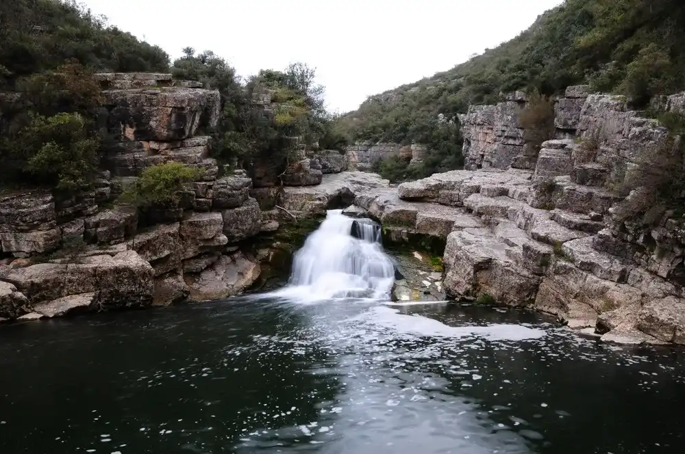 Ballikayalar Waterfalls, located in Gebze, Turkey, are deep in the canyon. There are 2 large waterfalls throughout the canyon. Ballikayalar Waterfalls, located in Gebze, Turkey, are deep in the canyon. There are 2 large waterfalls throughout the canyon.