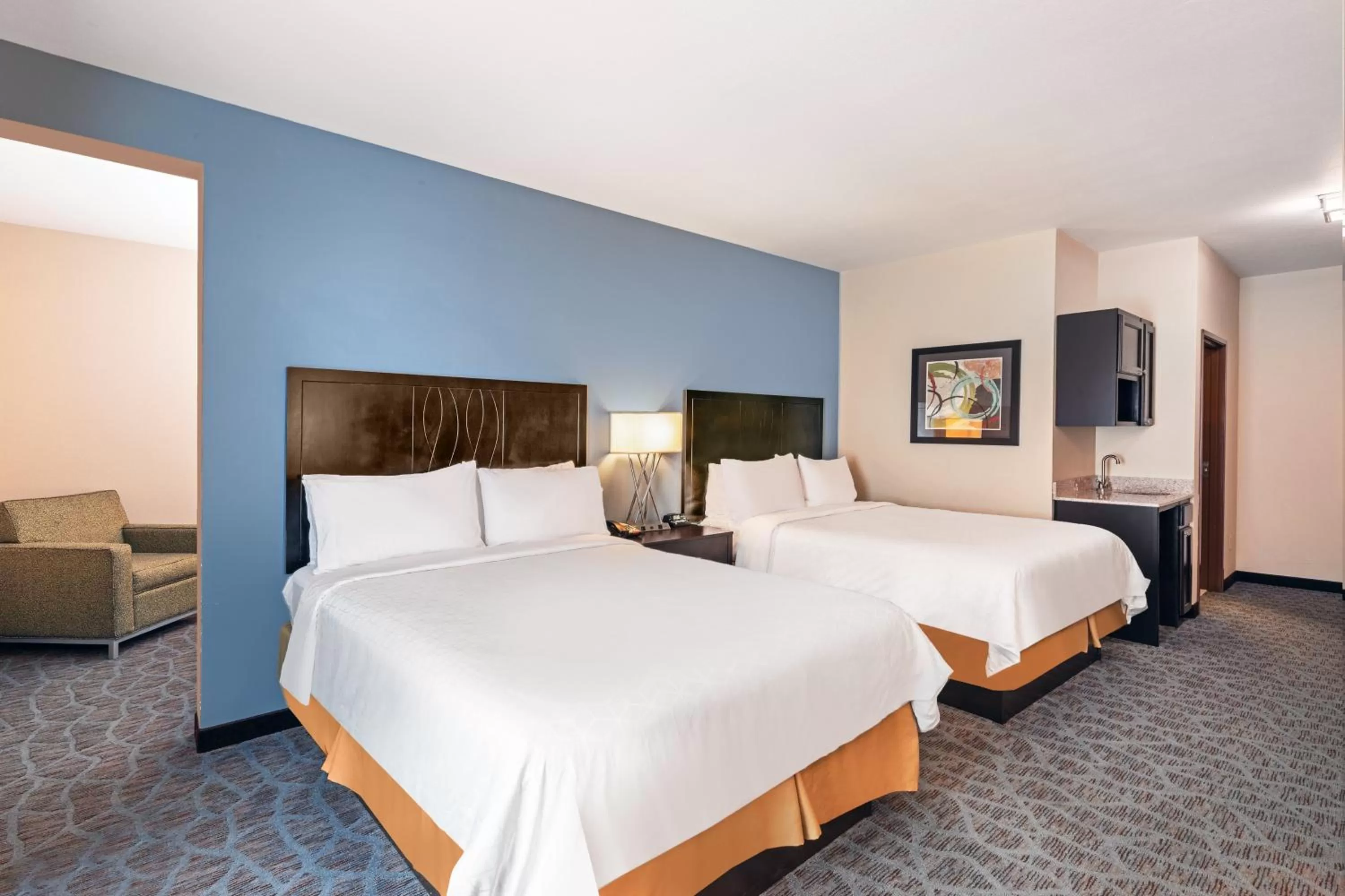 Photo of the whole room, Bed in Holiday Inn Express Hotel & Suites Floresville by IHG