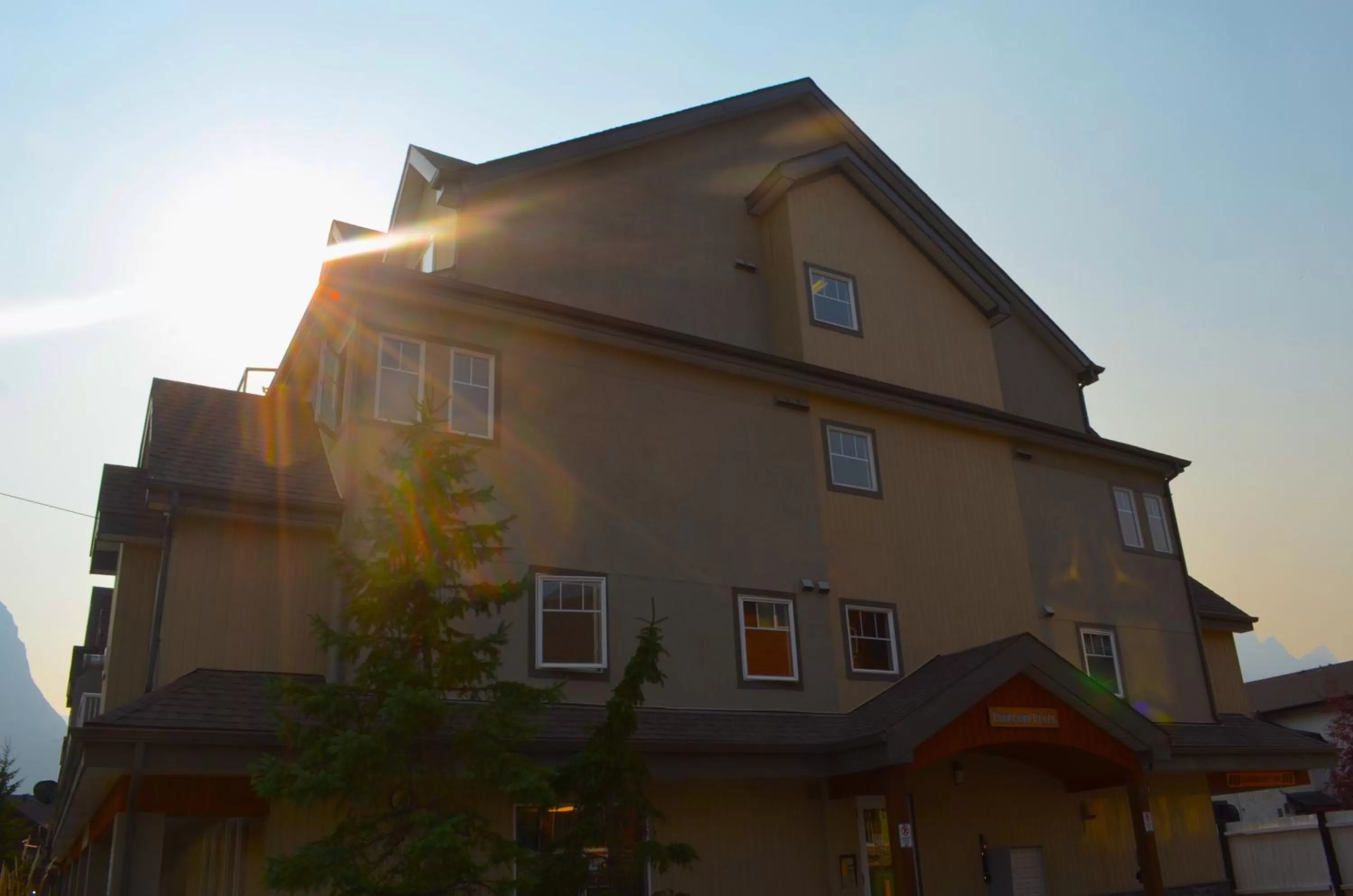 Property building in PRC Annex - Pet Friendly