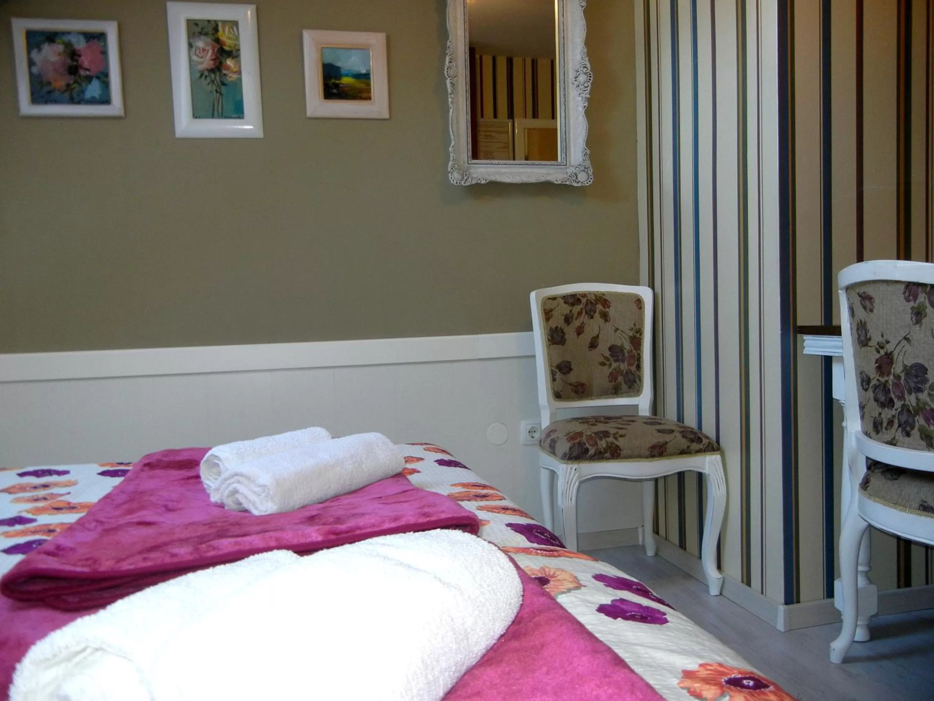 Bed in Villa Lucia - Apartments&Rooms