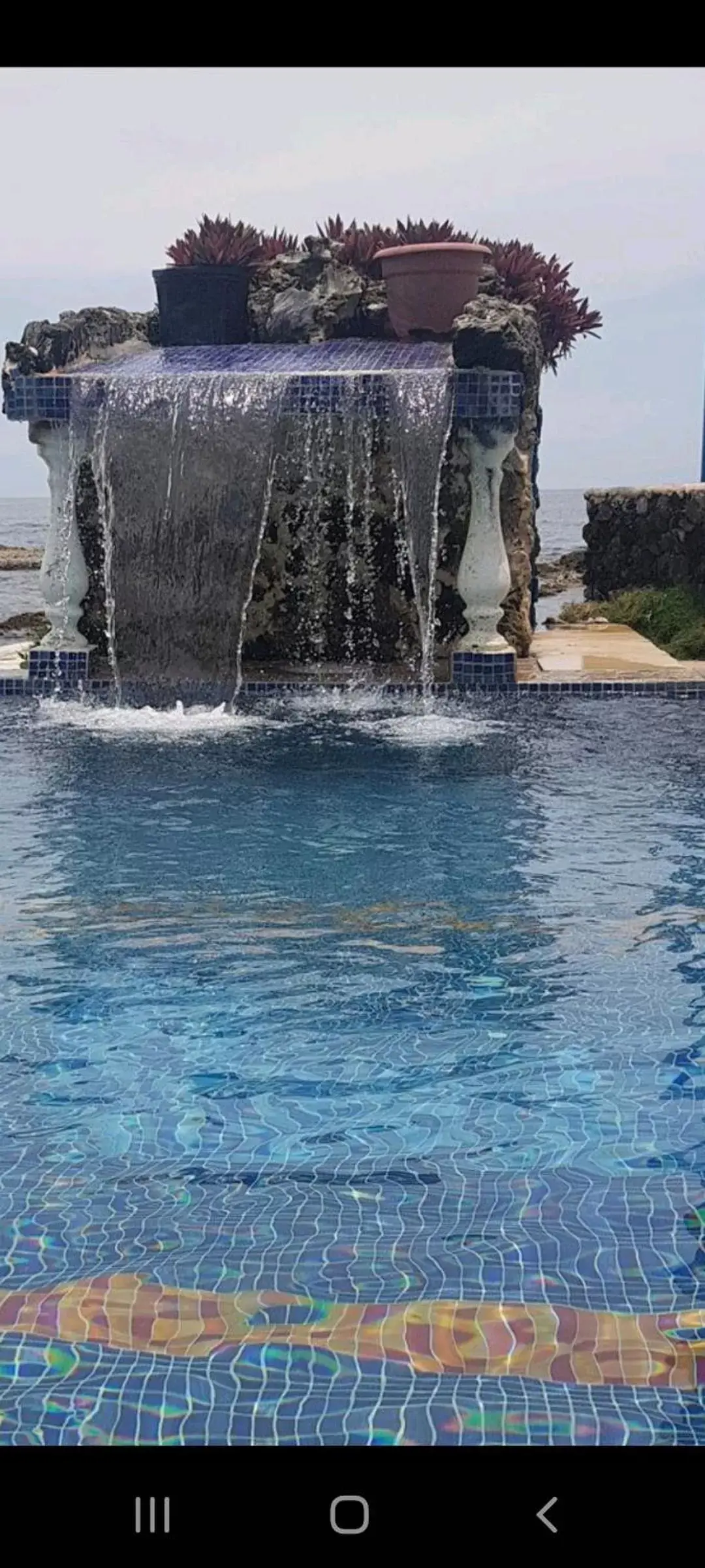 Swimming Pool in Hotel la Cueva Limon Swimming Pool in Hotel la Cueva Limon