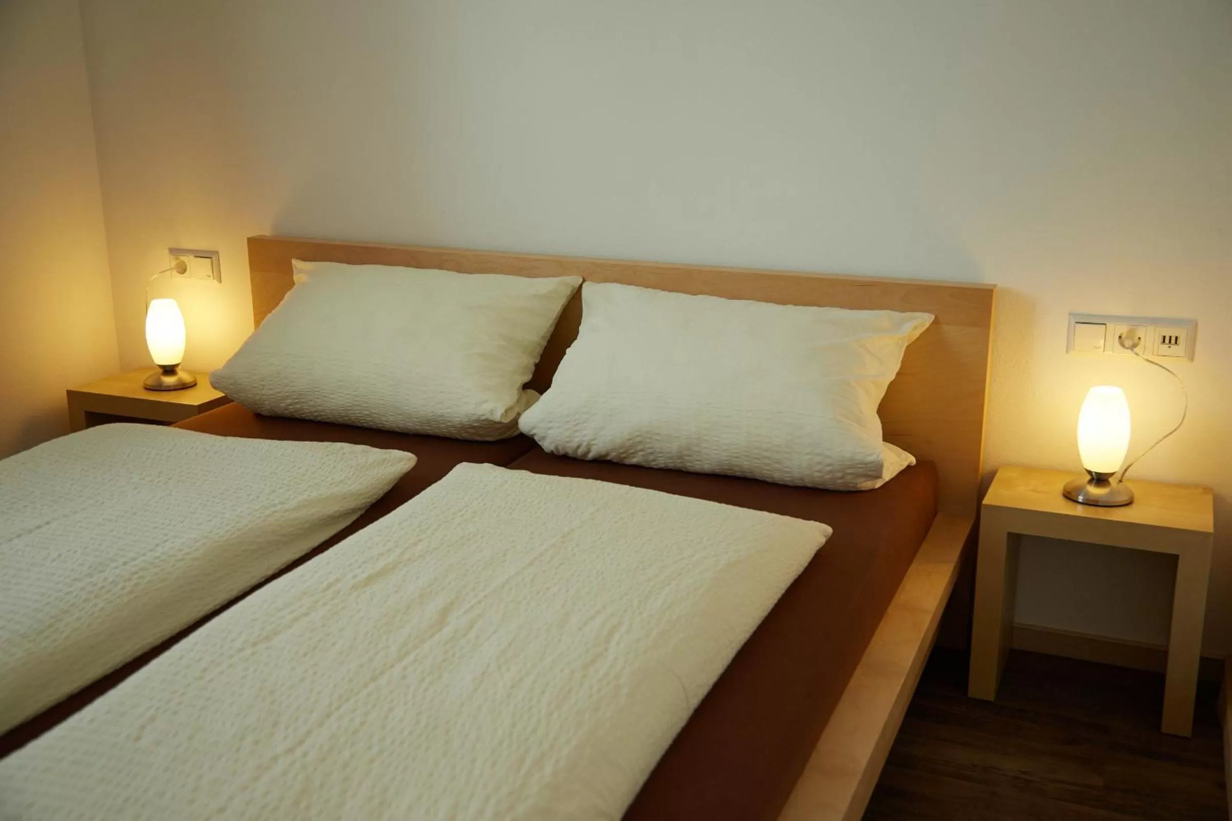 Bedroom, Bed in Business Homes - Das Apartment Hotel