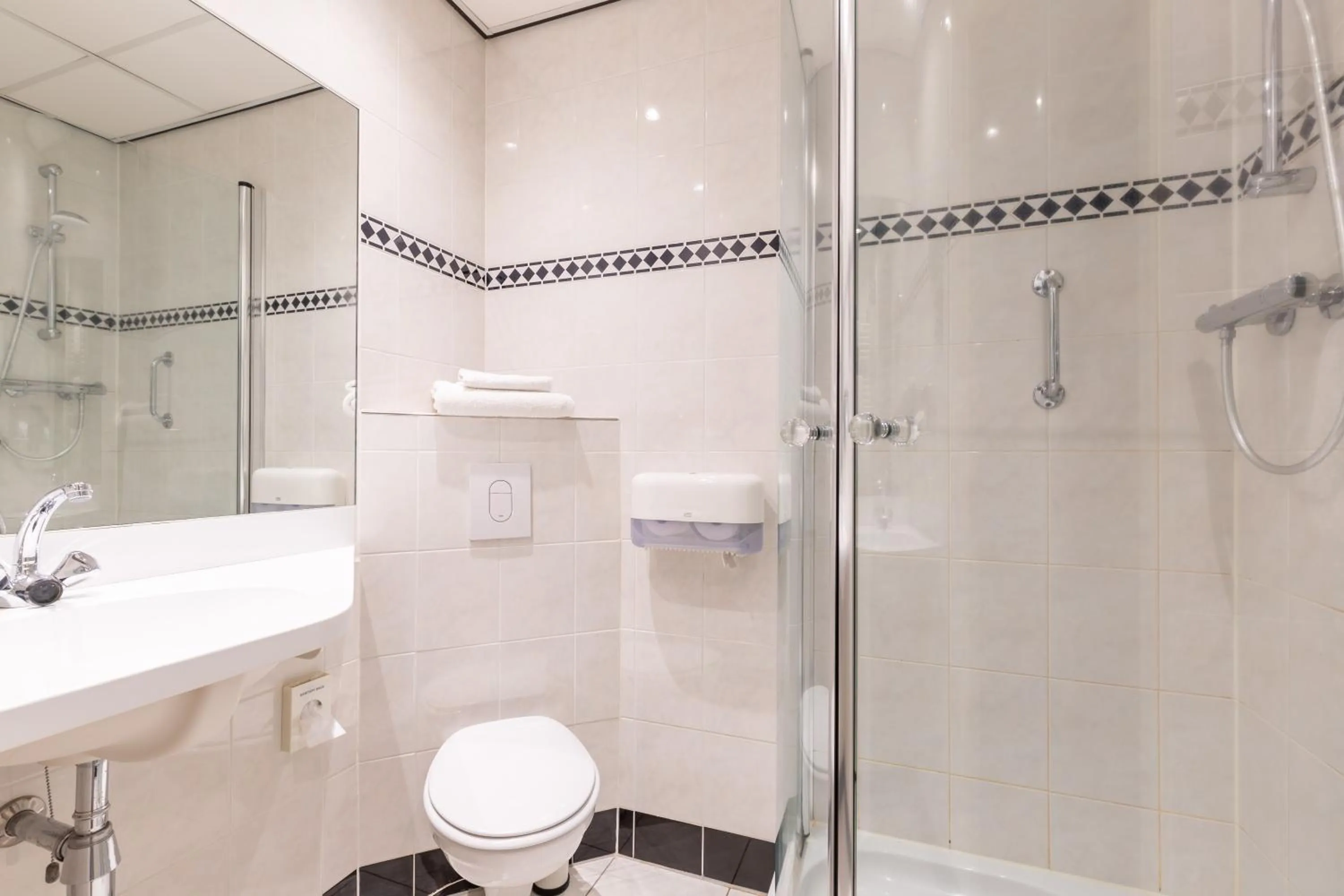 Toilet in Amrâth Berghotel Amersfoort