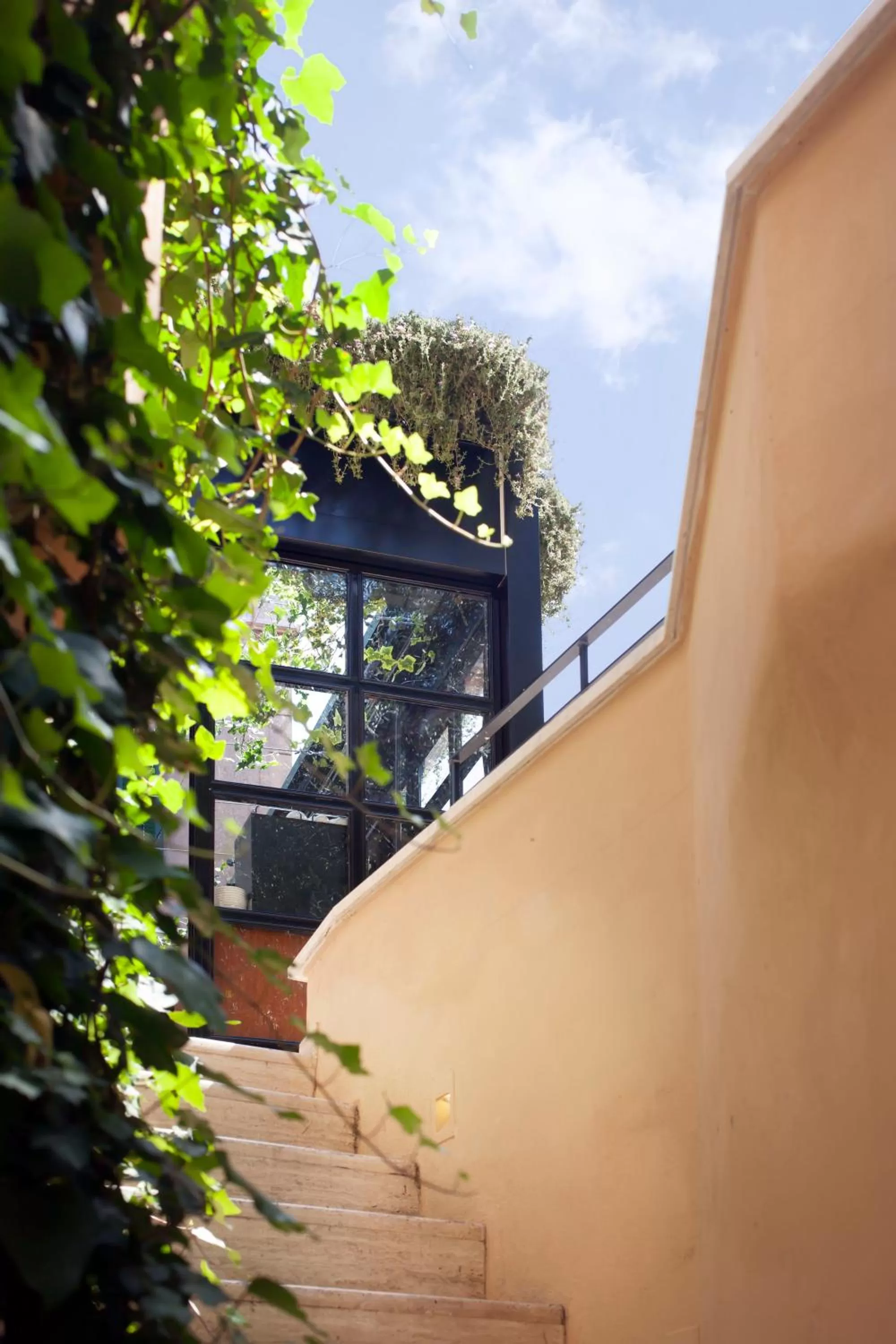 Property building in Hotel The Corner Roma