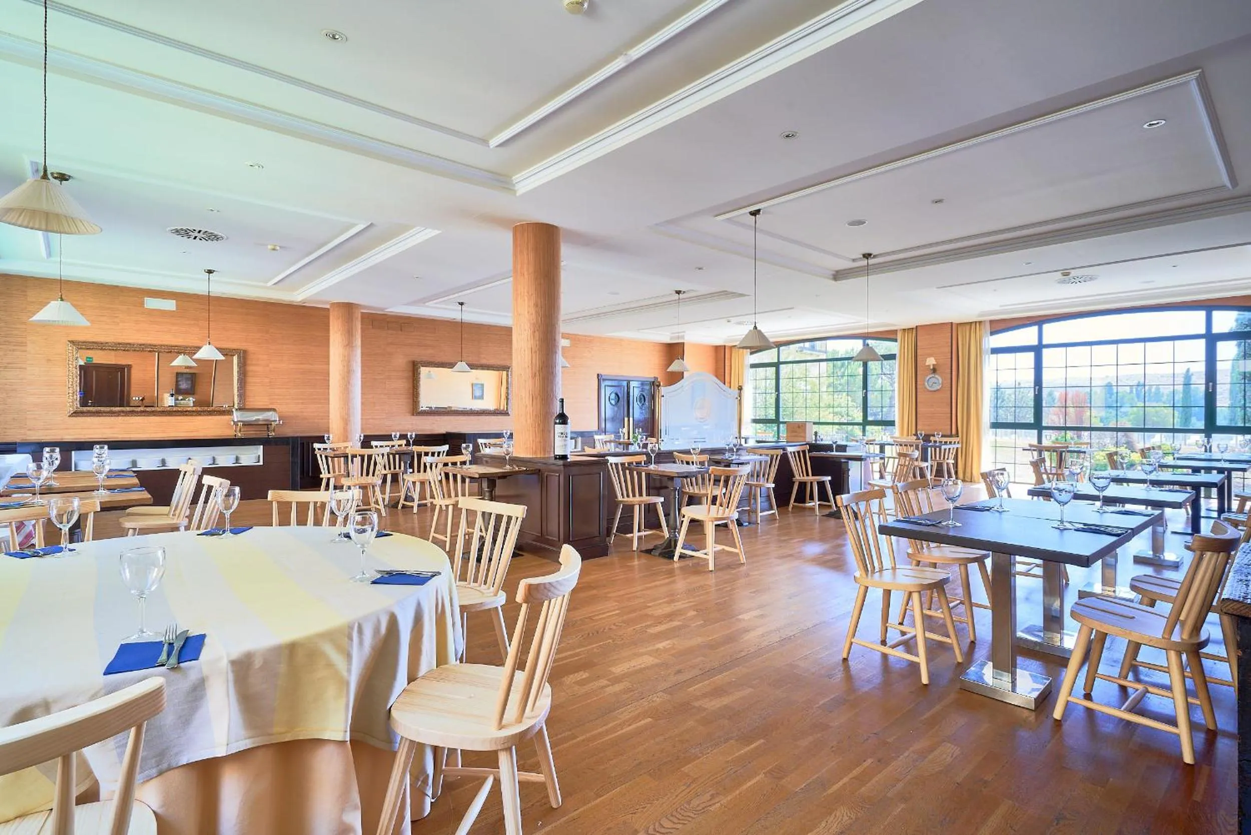 Restaurant/places to eat in Hotel Fontecruz Ávila