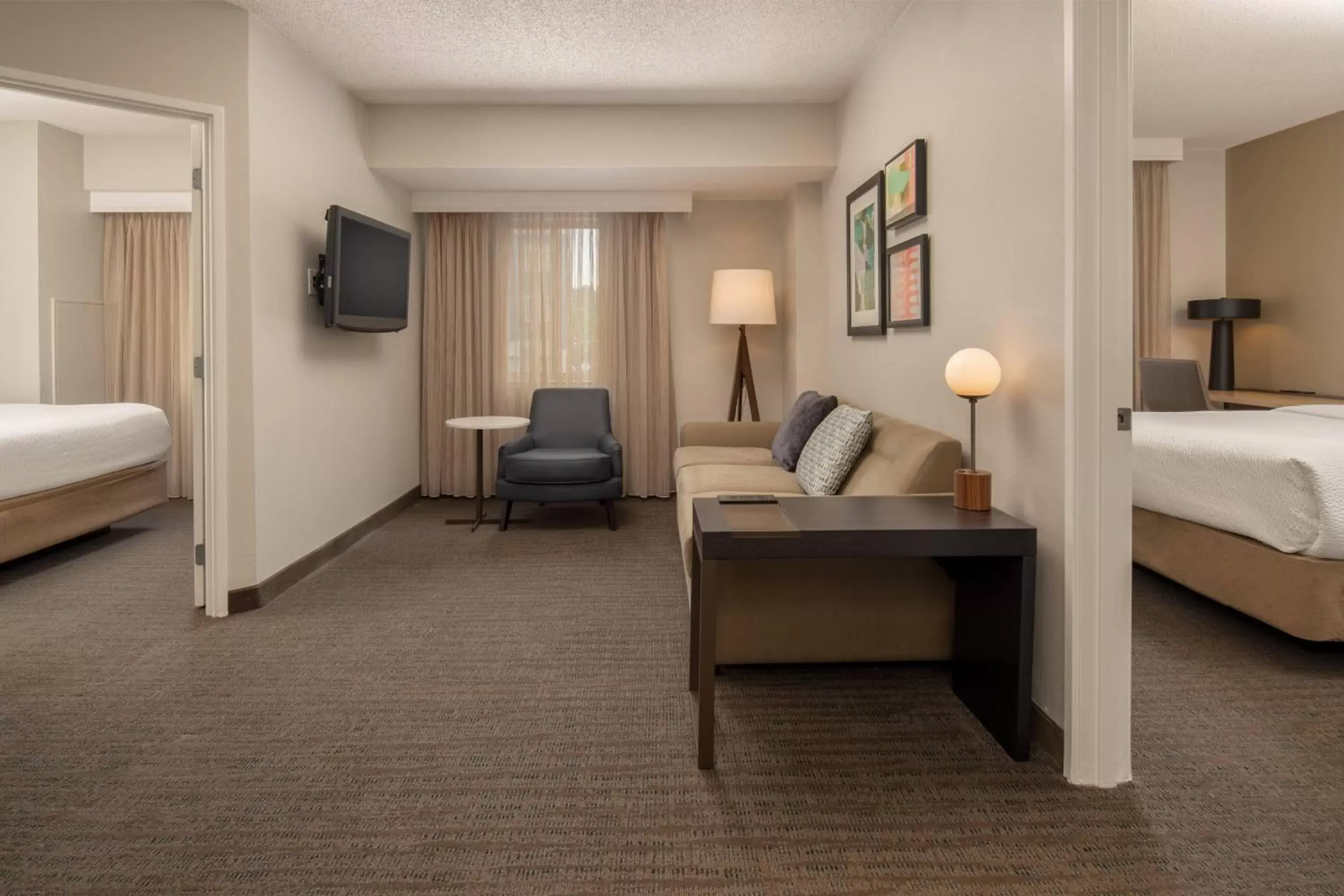 Two-Bedroom Suite in Residence Inn Seattle East/Redmond Two-Bedroom Suite in Residence Inn Seattle East/Redmond