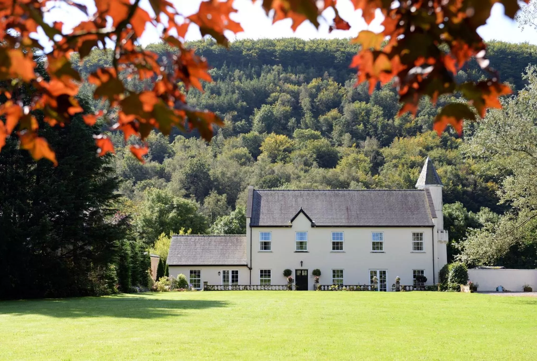 Property building, Garden in Glangwili Mansion - Luxury 5 star Bed & Breakfast