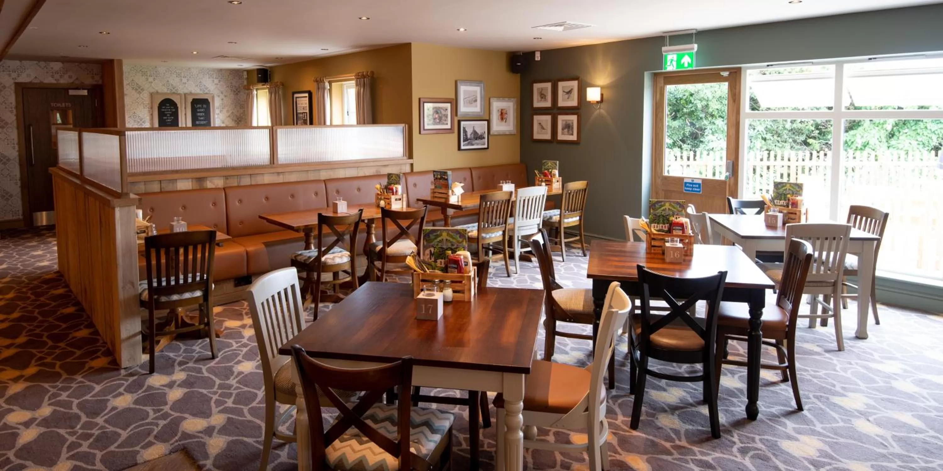 Restaurant/places to eat in Paisley Pear, Brackley by Marston's Inns