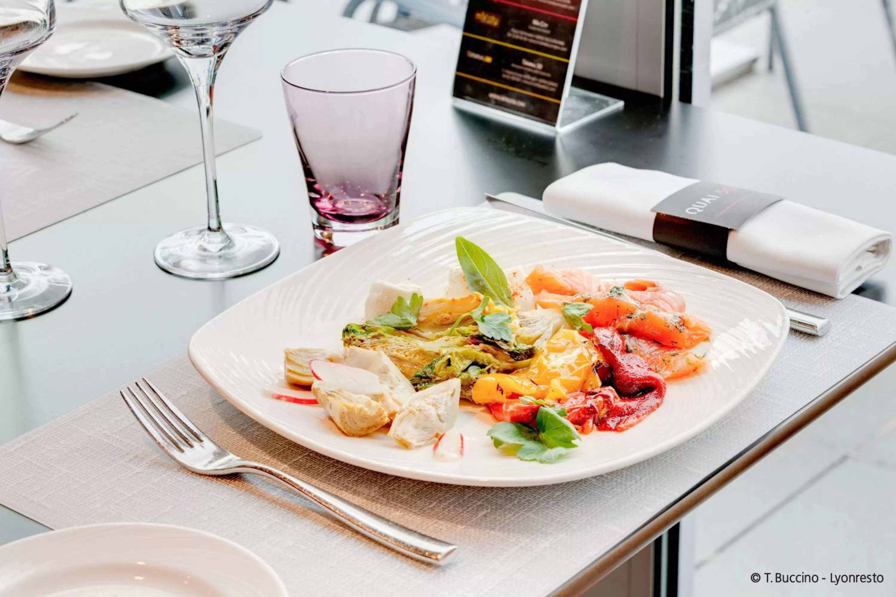 Restaurant/places to eat in Spark by Hilton Lyon Ouest