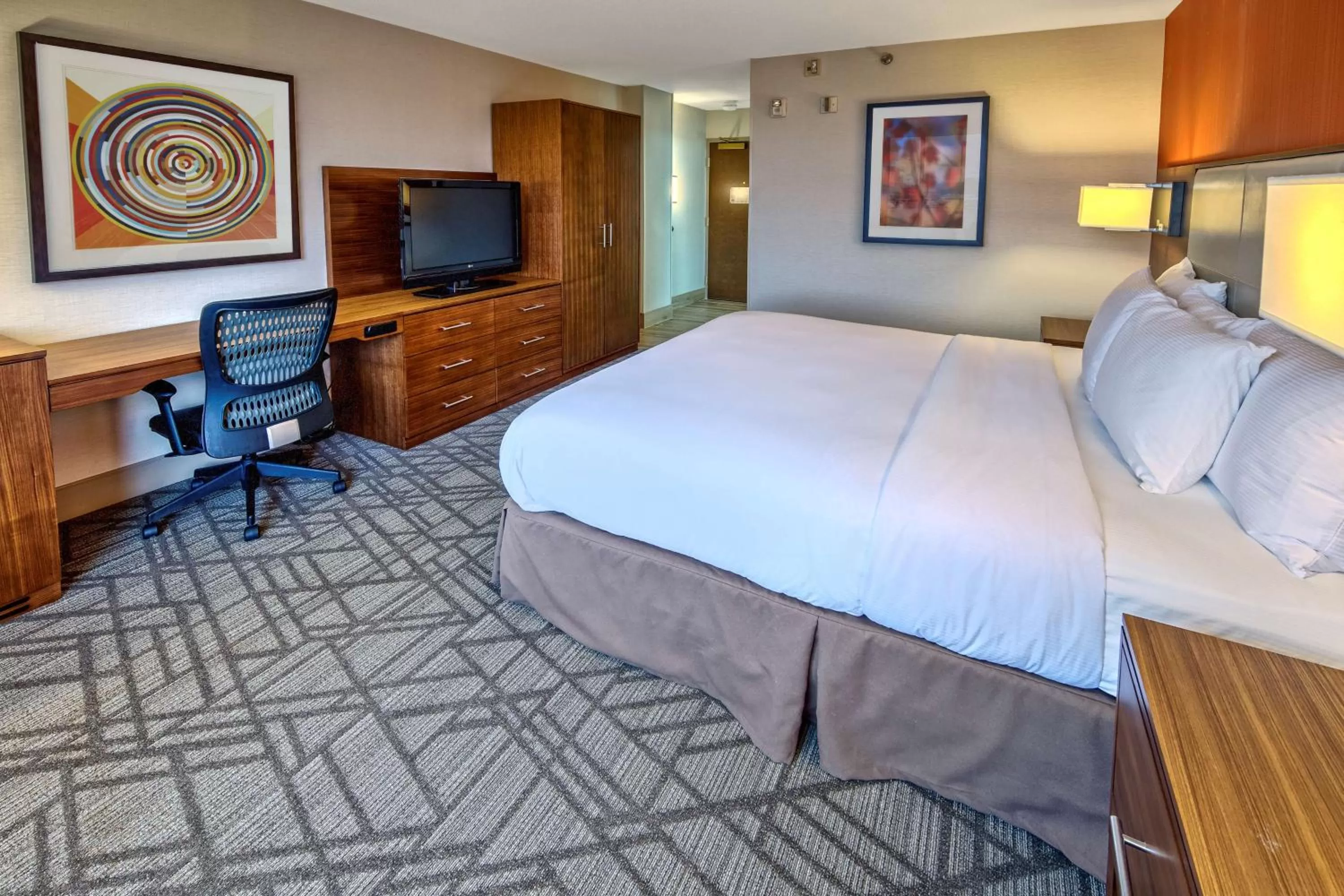 Bedroom, Bed in Hilton Knoxville Airport