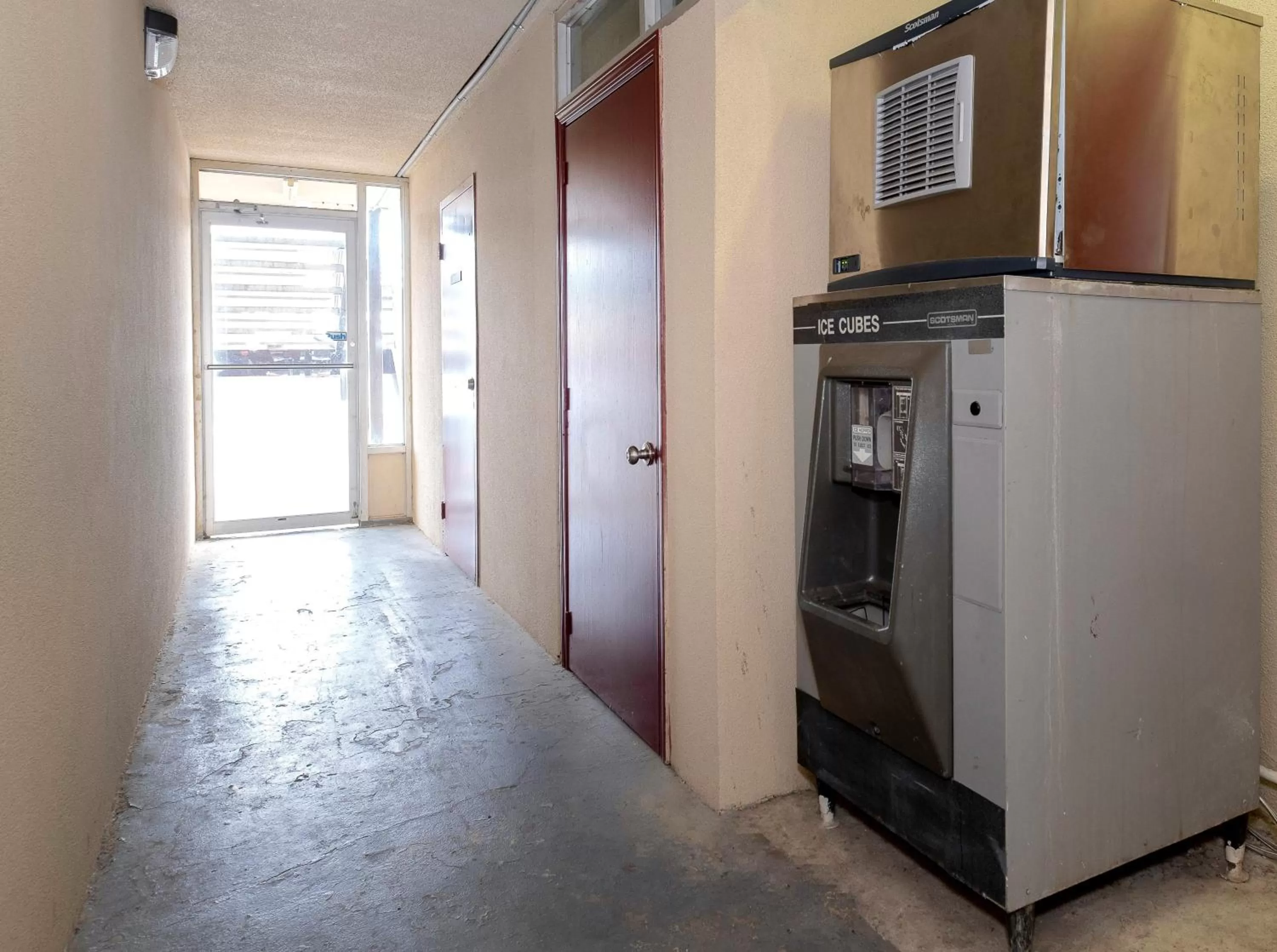 Lobby or reception in Red Roof Inn Fort Smith Downtown
