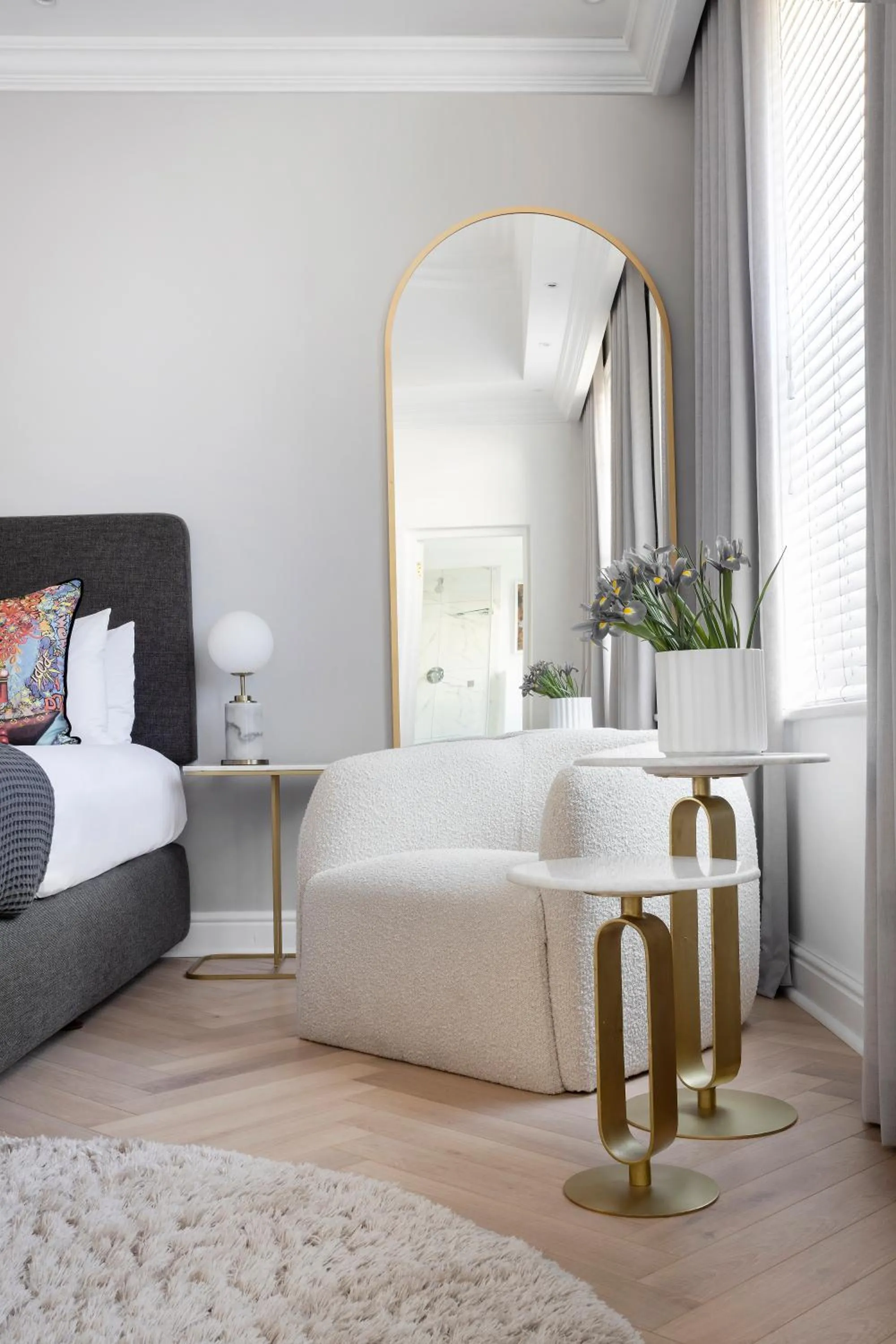 Bed in The Clarendon - Fresnaye