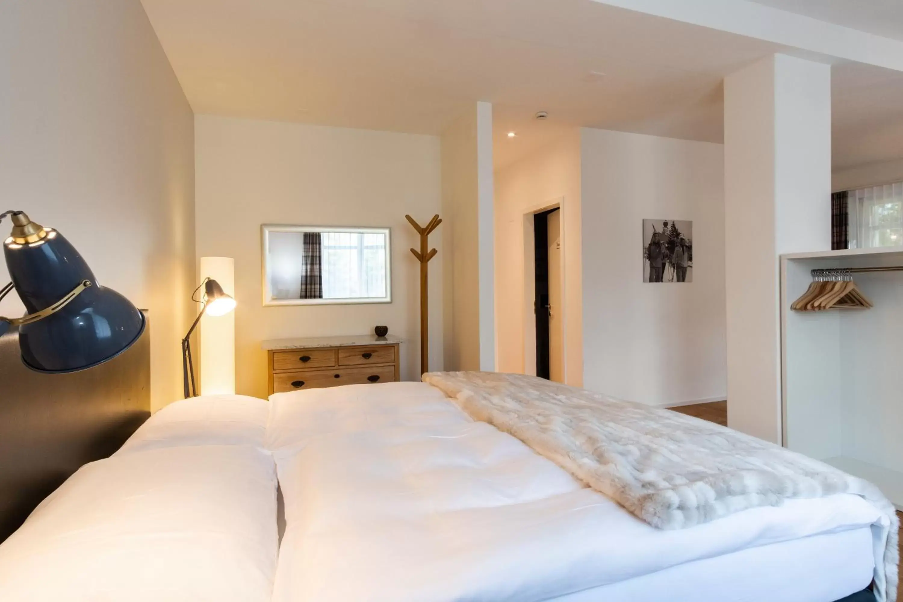 Standard Quadruple Room in Hotel Edelweiss Standard Quadruple Room in Hotel Edelweiss