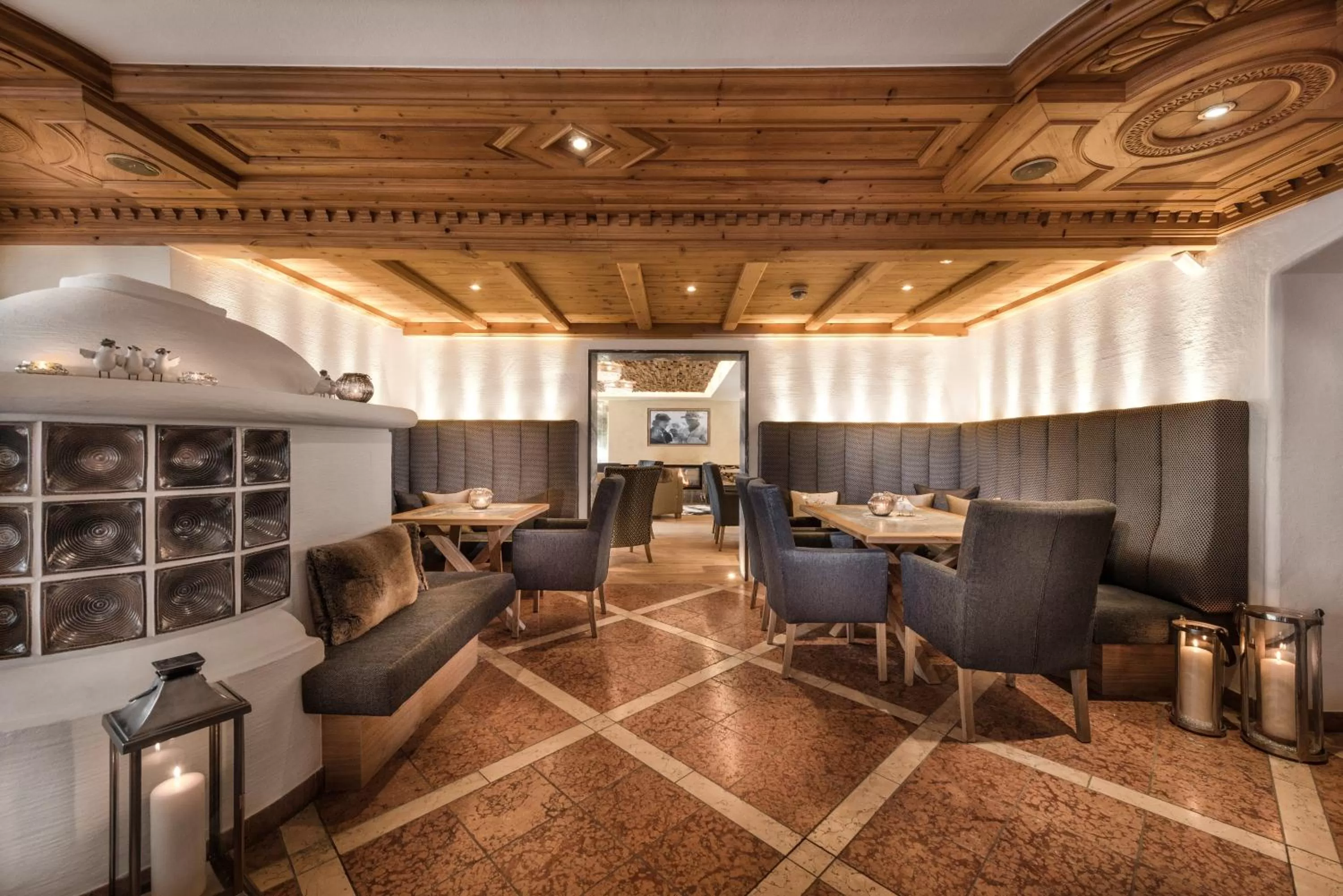 Lobby or reception in Alpines Lifestyle Hotel Tannenhof