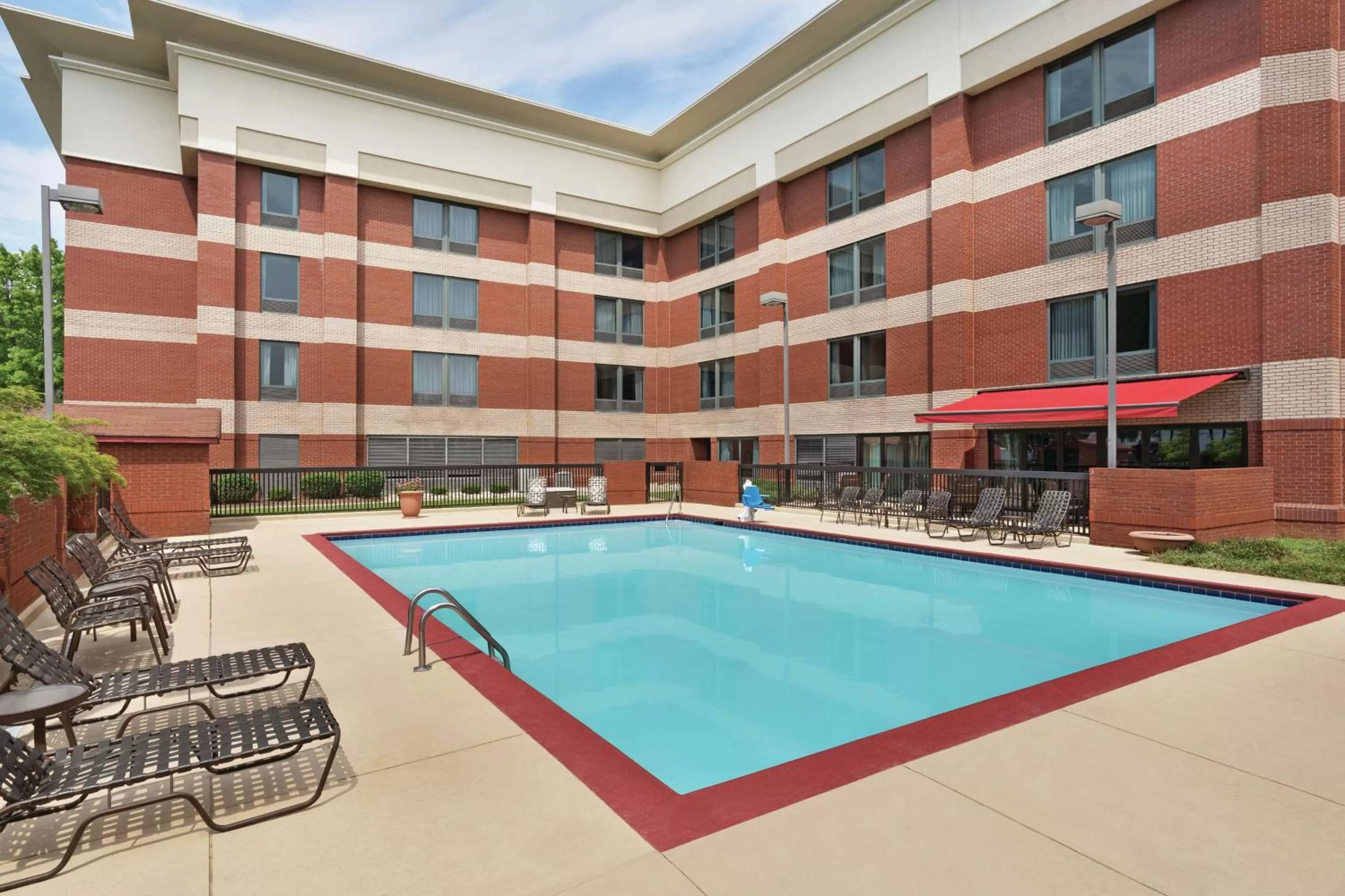 Pool view in Hampton Inn Atlanta-Stone Mountain