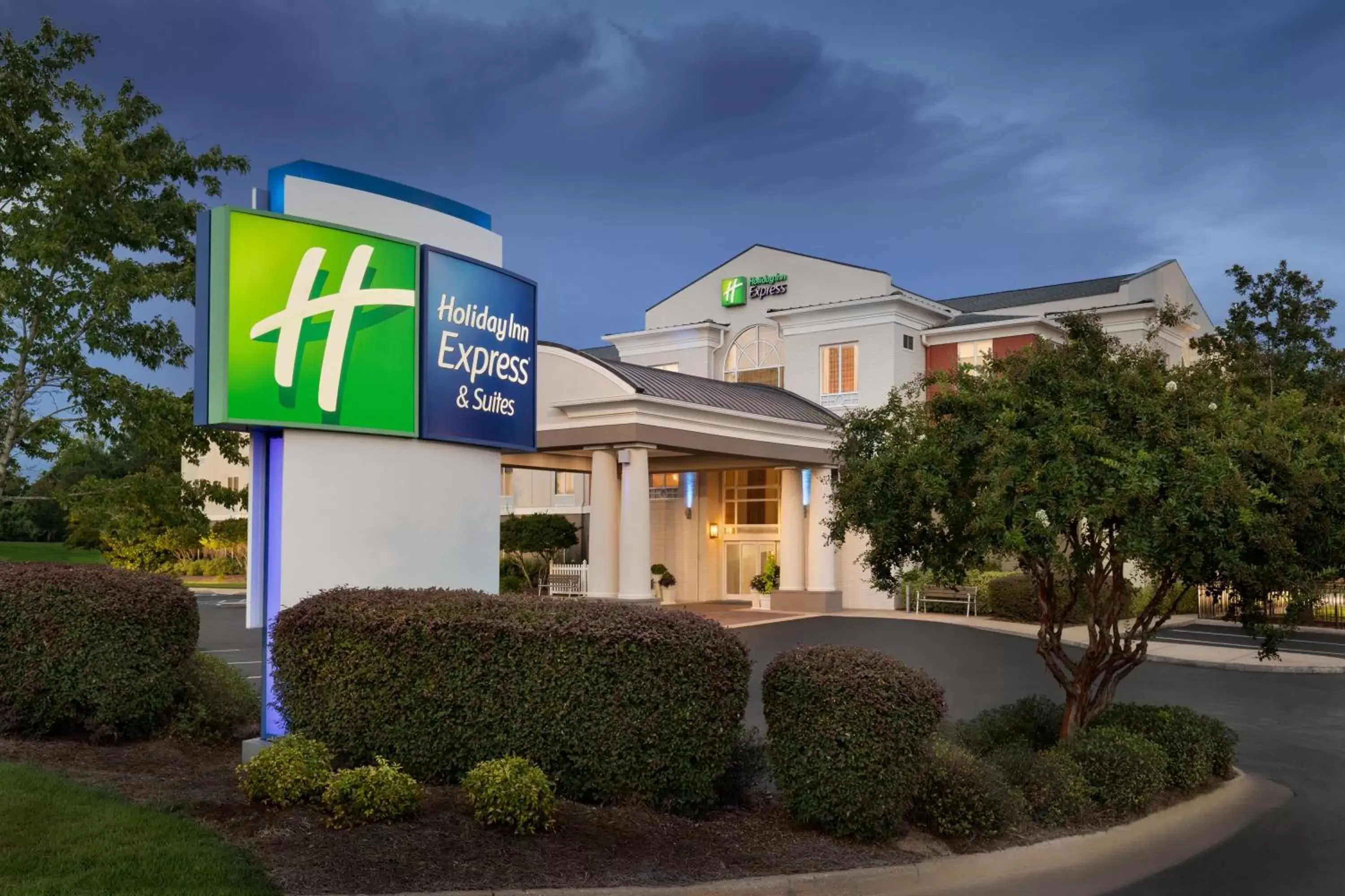 Holiday Inn Express Hotel & Suites Auburn - University Area by IHG Holiday Inn Express Hotel & Suites Auburn - University Area by IHG