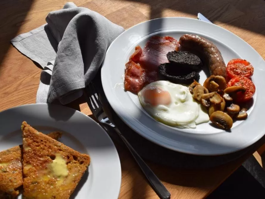 Dining area in The View on the terrace